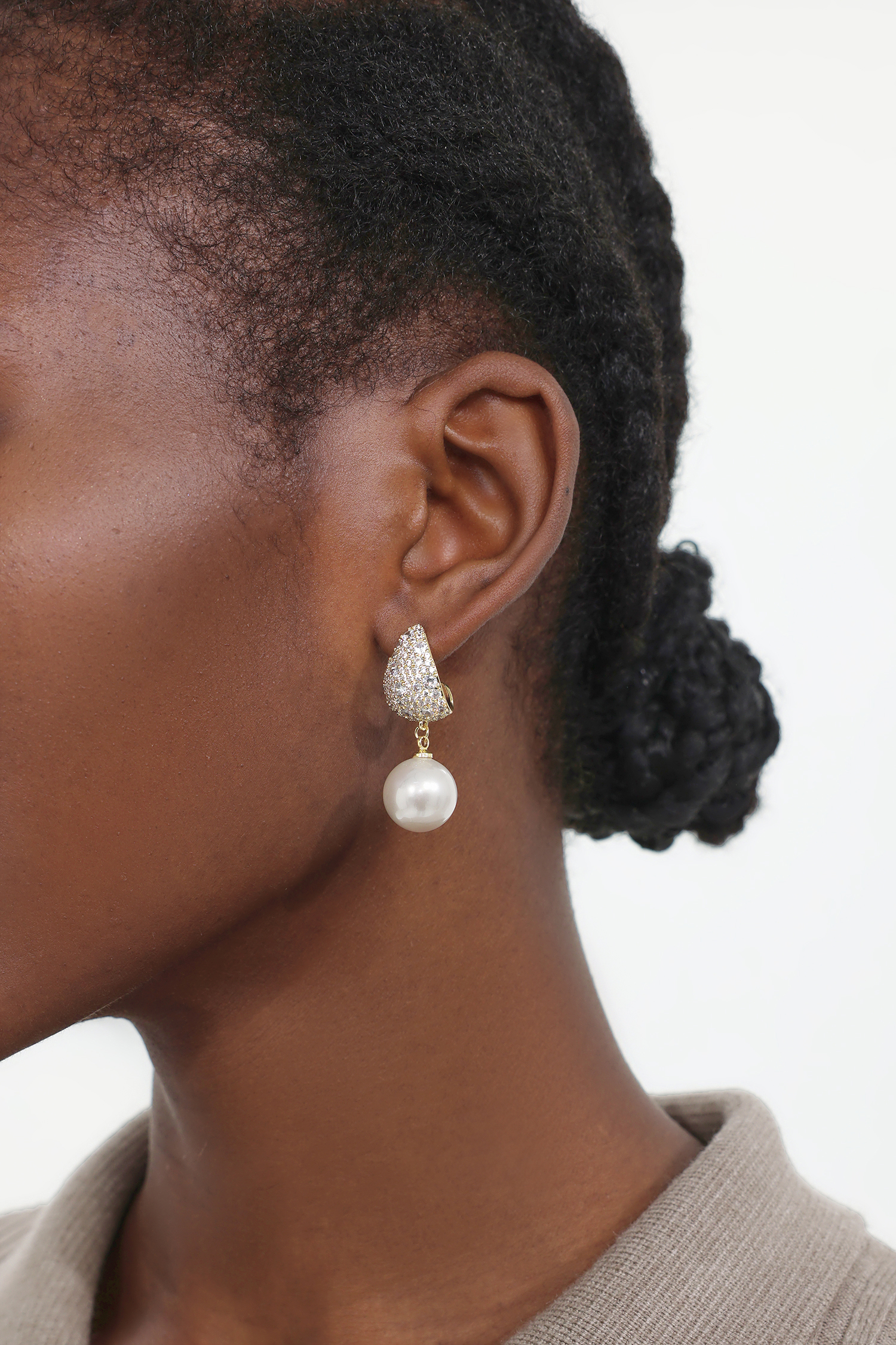 Ninamo Diamond Pearl Earrings