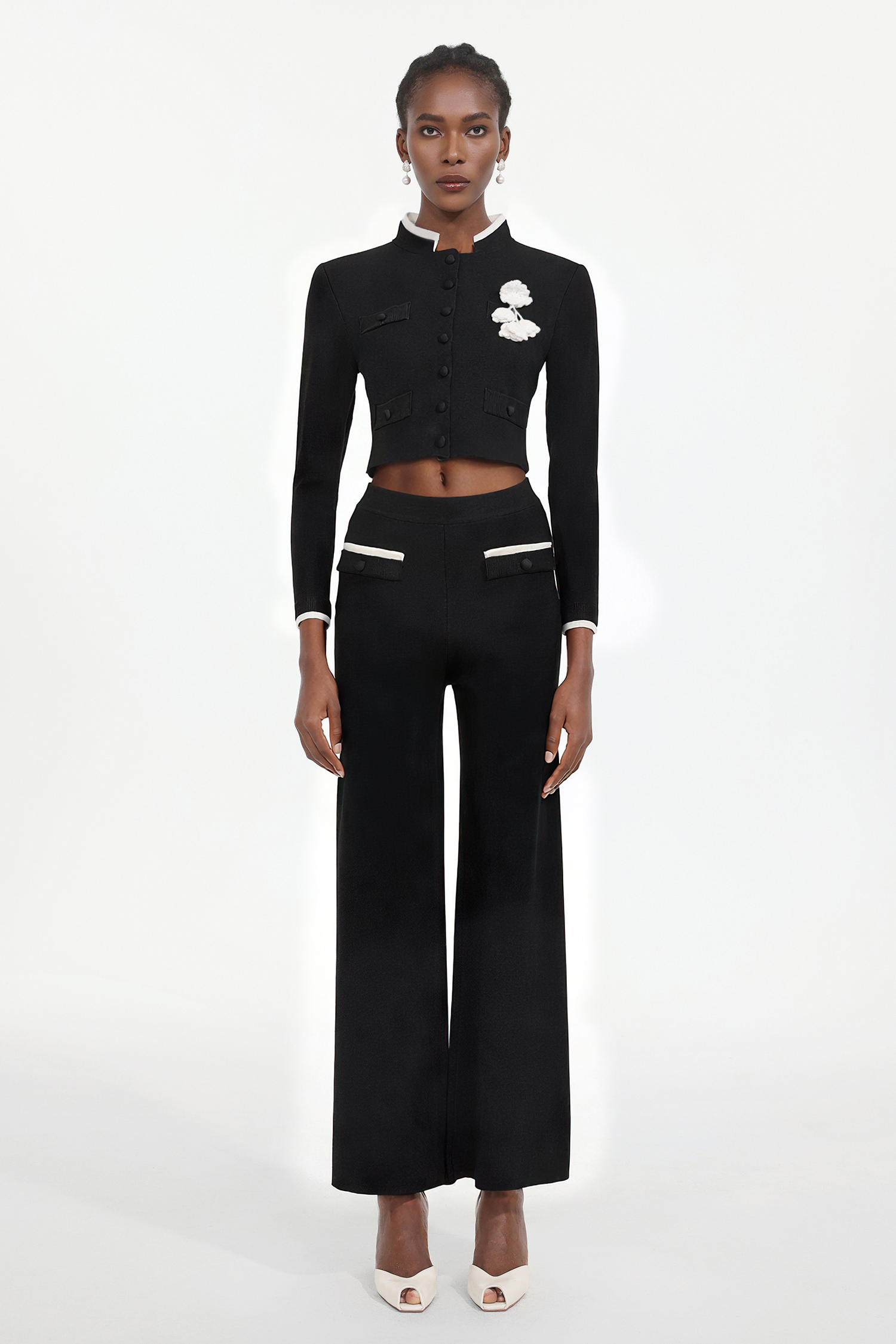 Margue Elegant Contour Long Sleeve Floral Knit Navy Blue Top