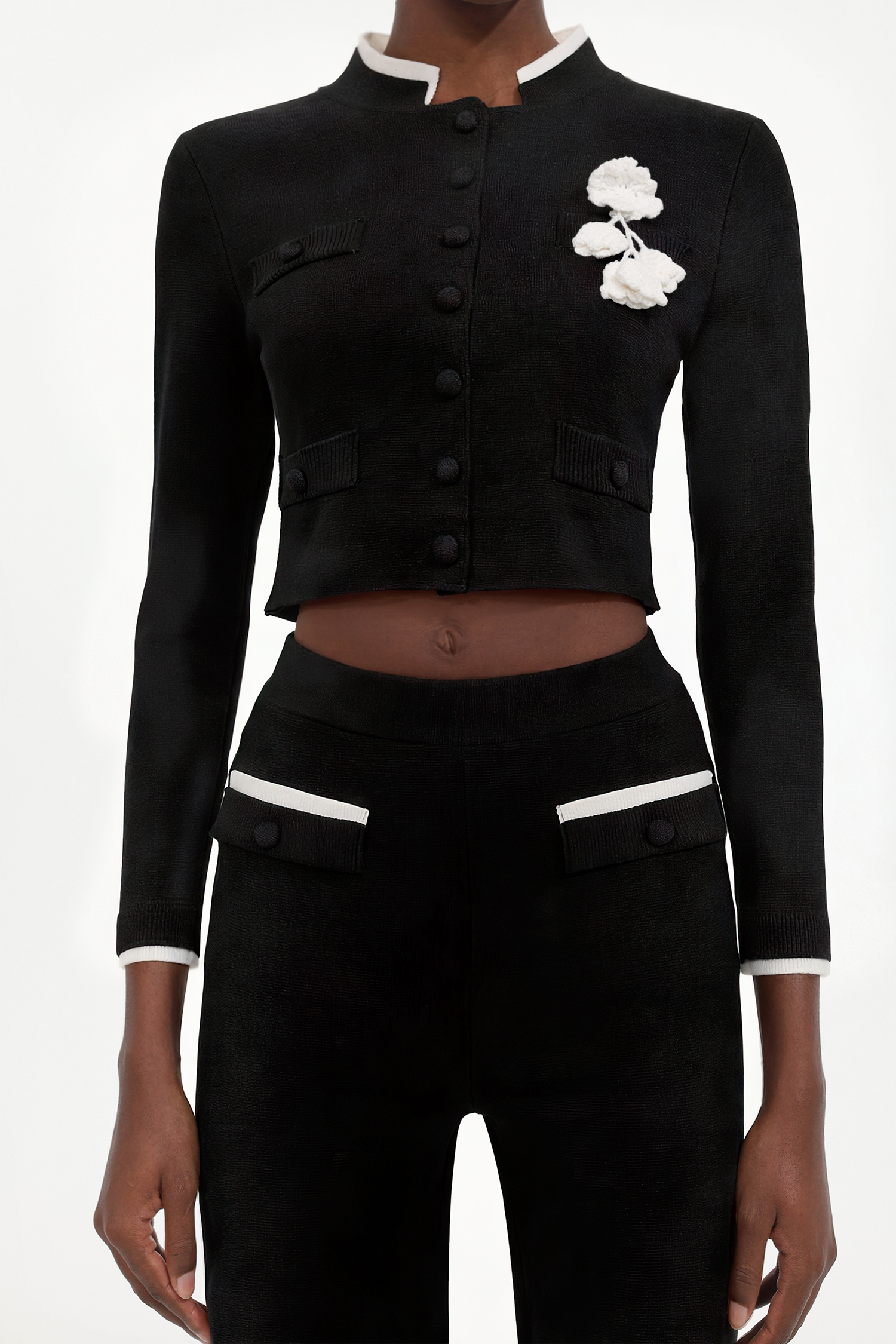 Margue Elegant Contour Long Sleeve Floral Knit Navy Blue Top