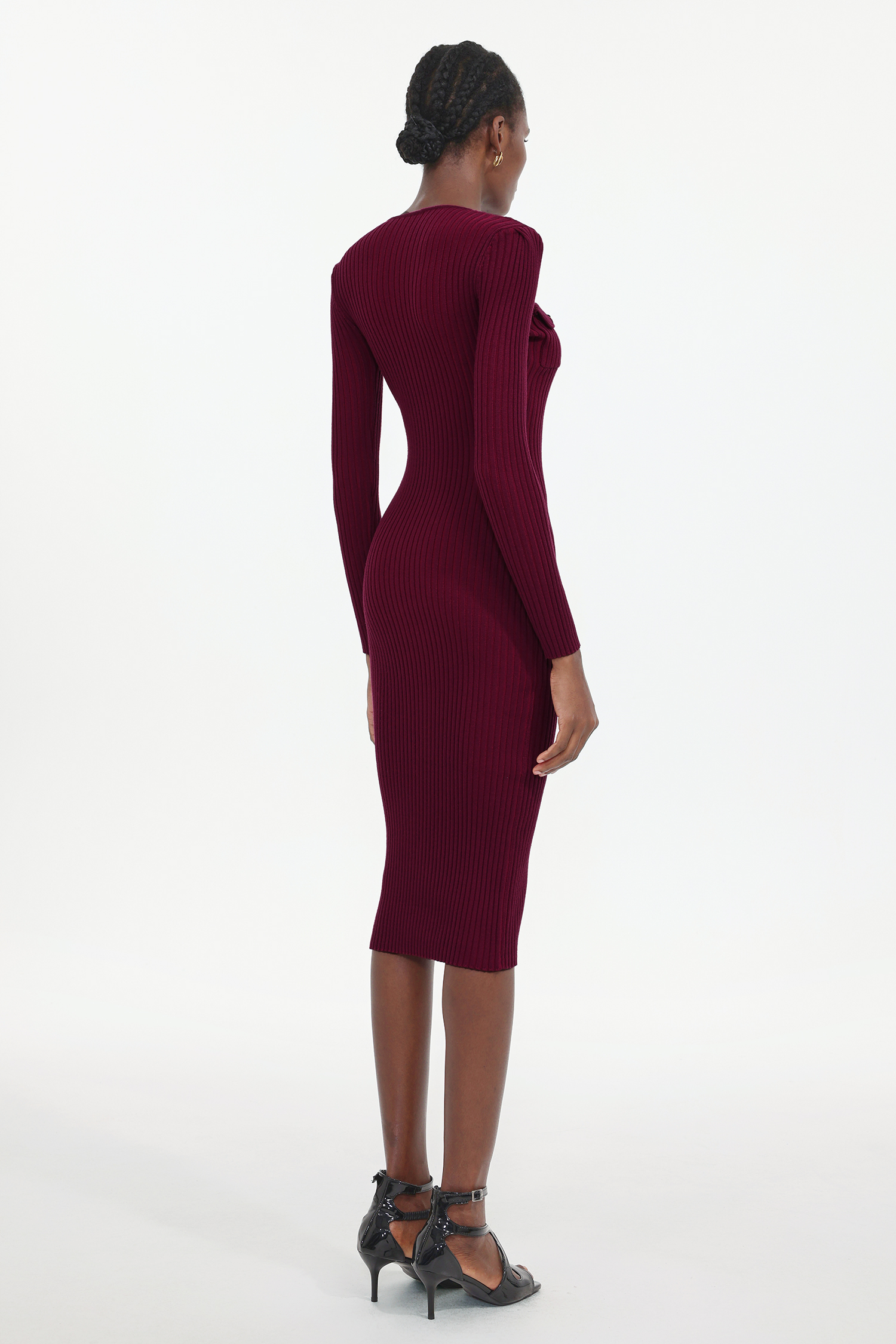 Pelosy Elegant Contour Long Sleeve Knit Midi Dress