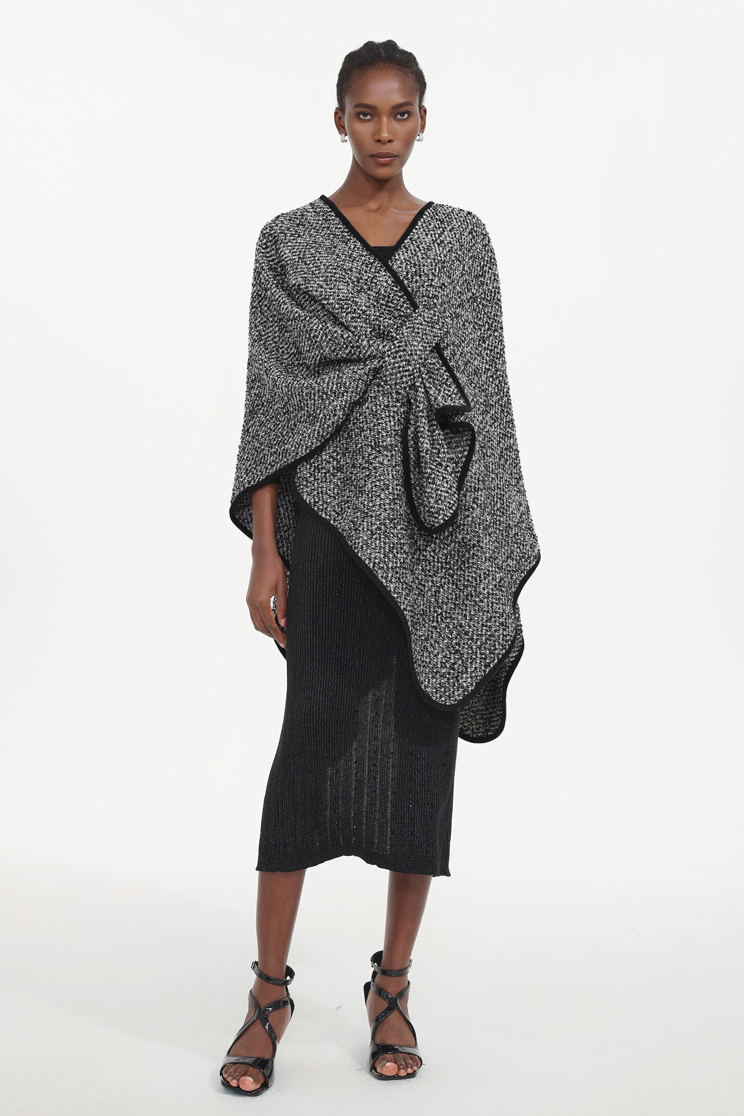 Erele Classic Flowy Knit Asymmetric Cape