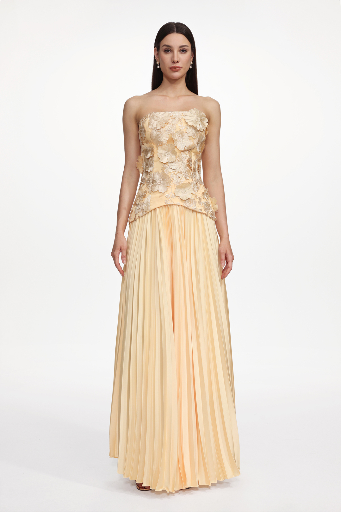 Shardae Romantic Tailored Strapless Pleated Floral Maxi Dress