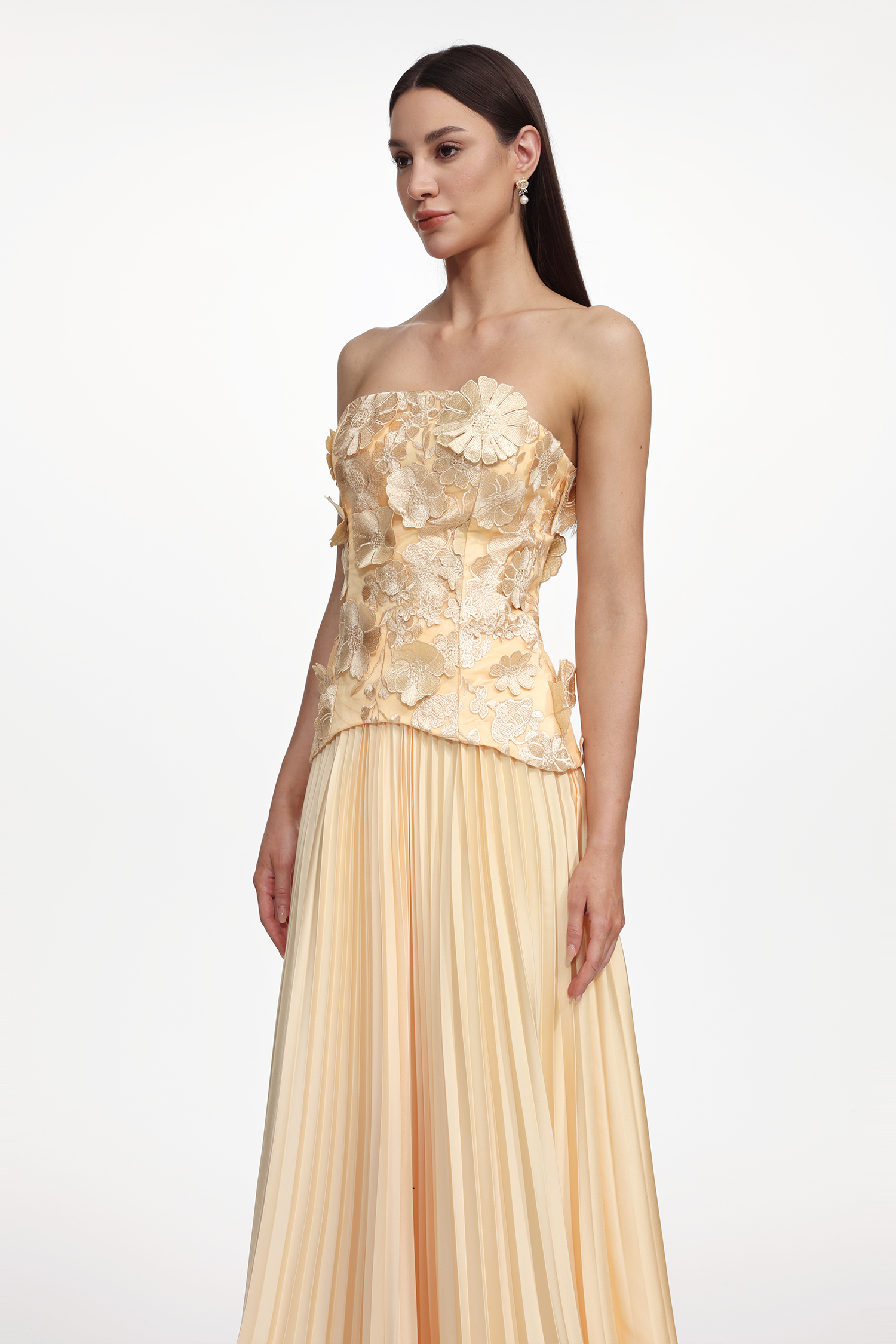 Shardae Romantic Tailored Strapless Pleated Floral Maxi Dress