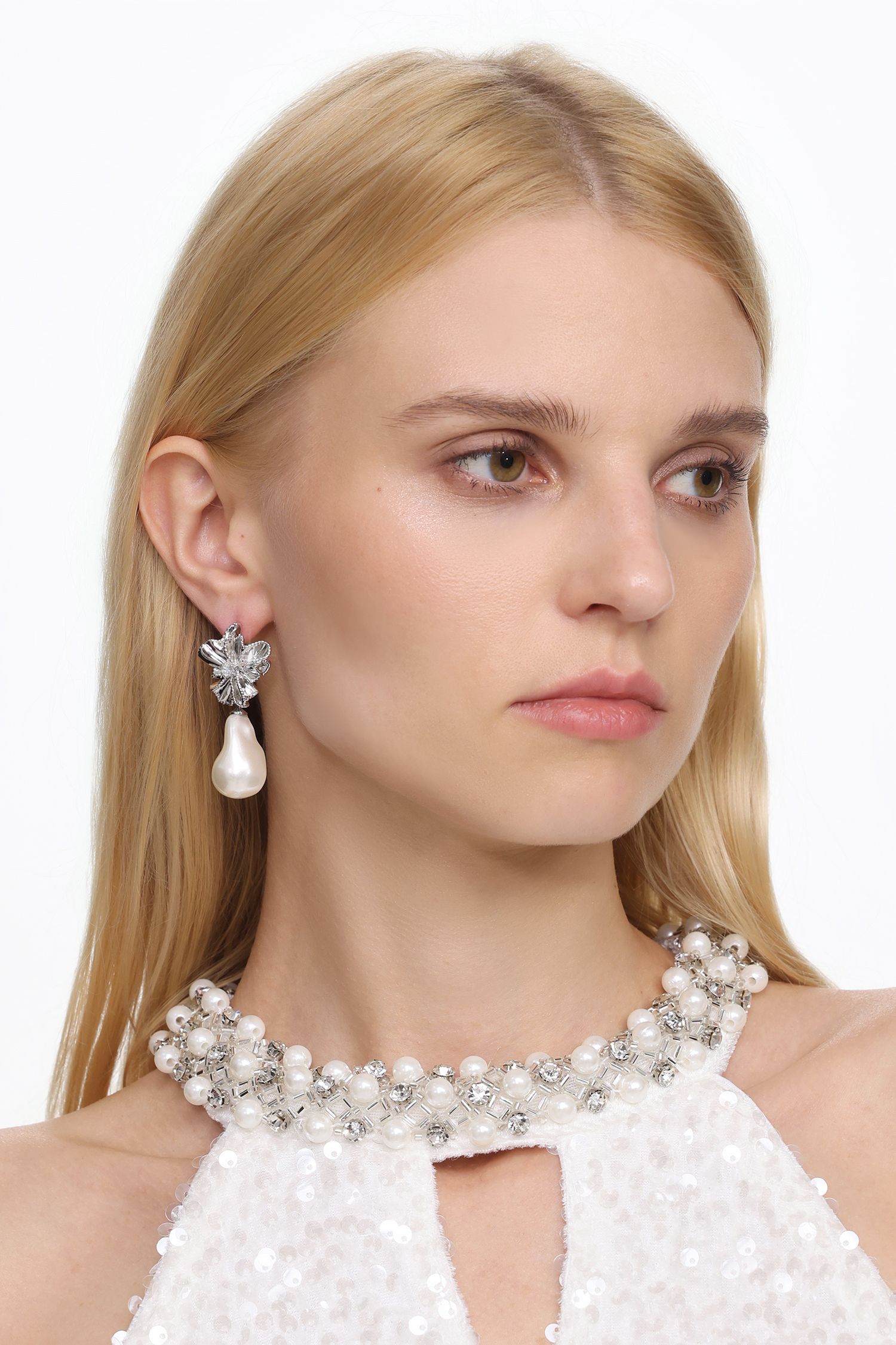 Xakia Flower Pearl  Earrings