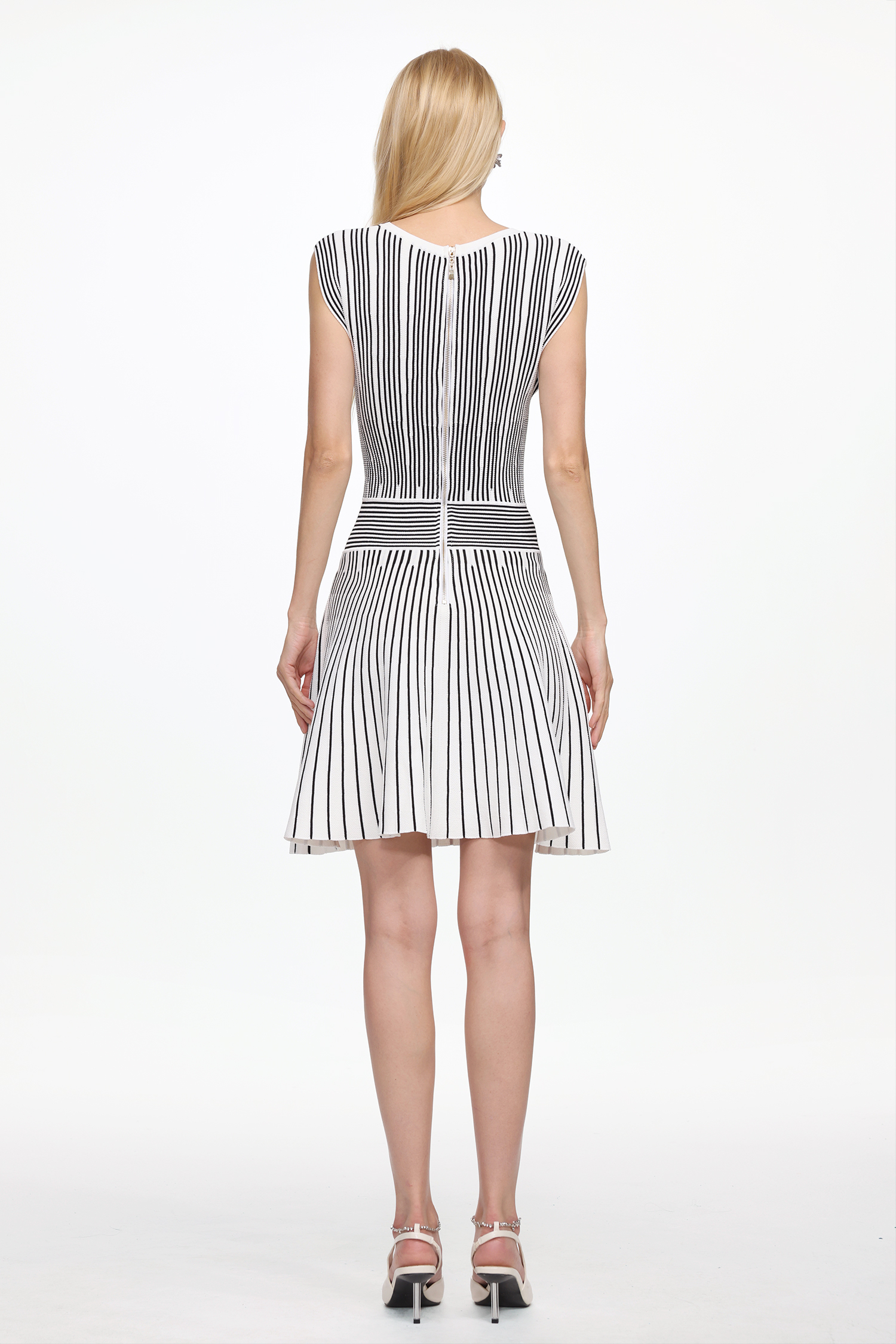 Romantic Contour Sleeveless Deep V Floral Stripe Knit Mini Dress