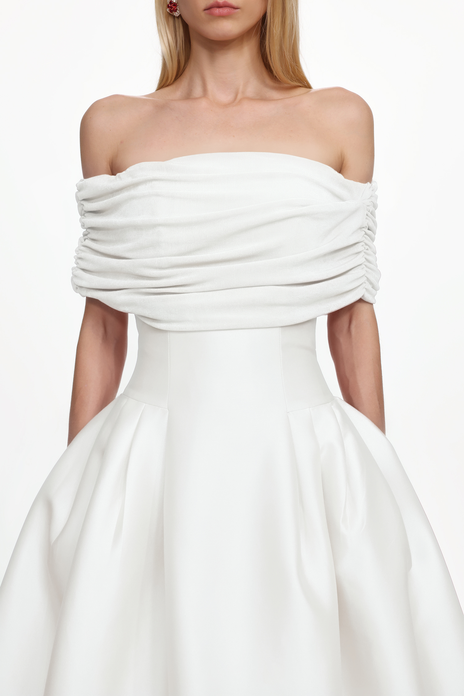 Lape Romantic Tailored Off Shoulder Ruched White Maxi Dress