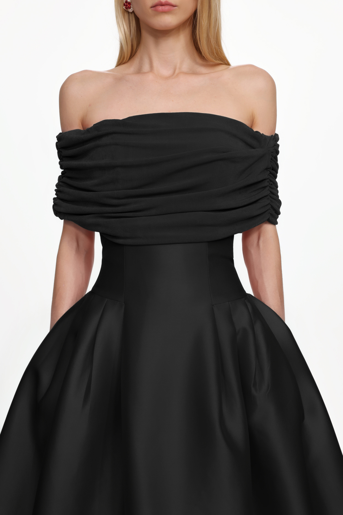 Lape Romantic Tailored Off Shoulder Ruched Black Maxi Dress