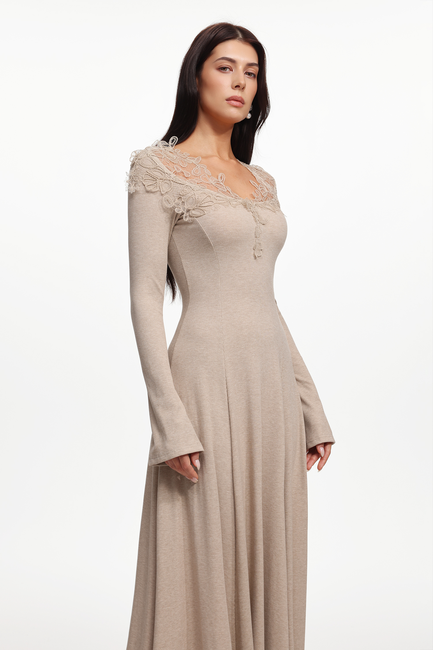 Nivia Vintage Contour Off Shoulder Long Sleeve Floral Knit Maxi Dress