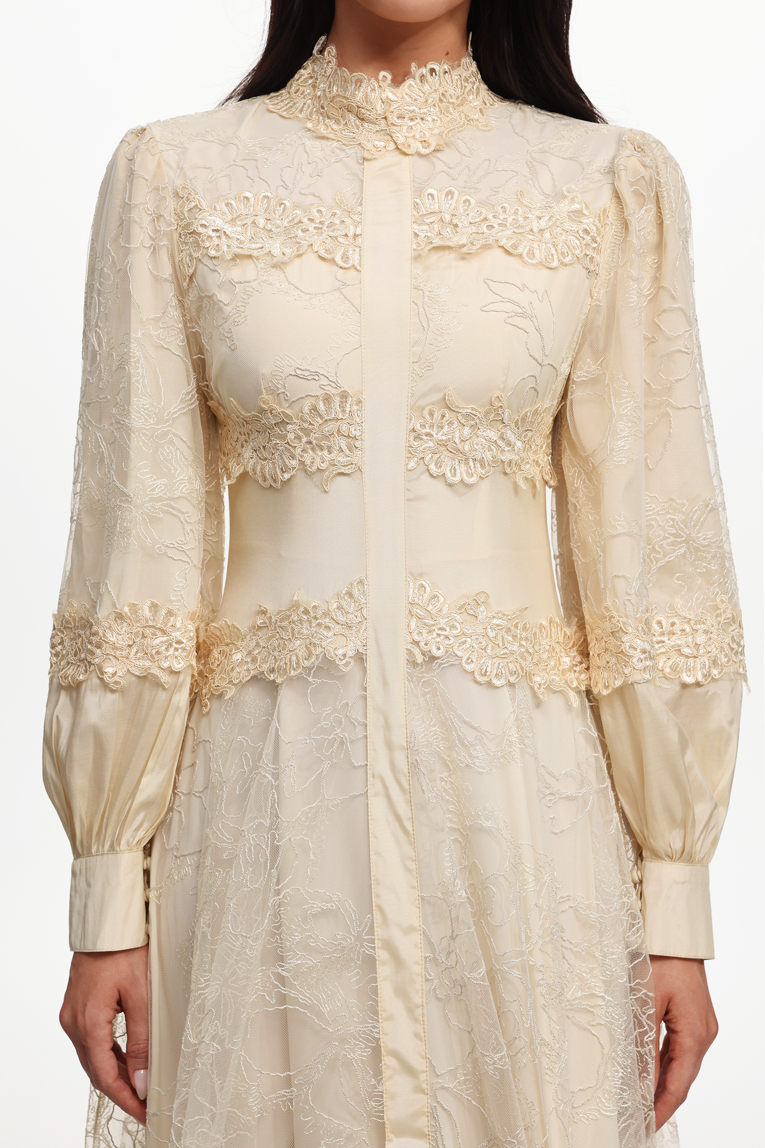 Toto Resort Flowy Long Sleeve Lace Floral Woven Maxi Dress