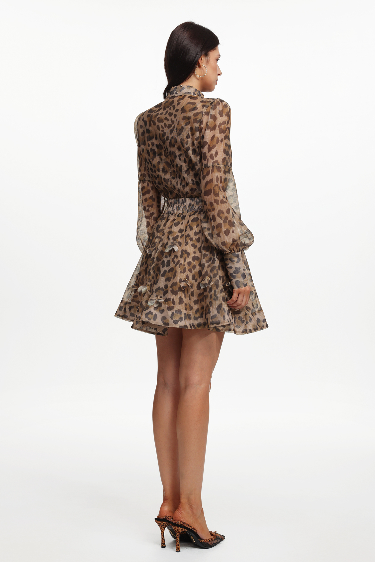 Tasanee Resort Flowy Long Sleeve Leopard Printed Woven Top And Skirt Two-Piece Set