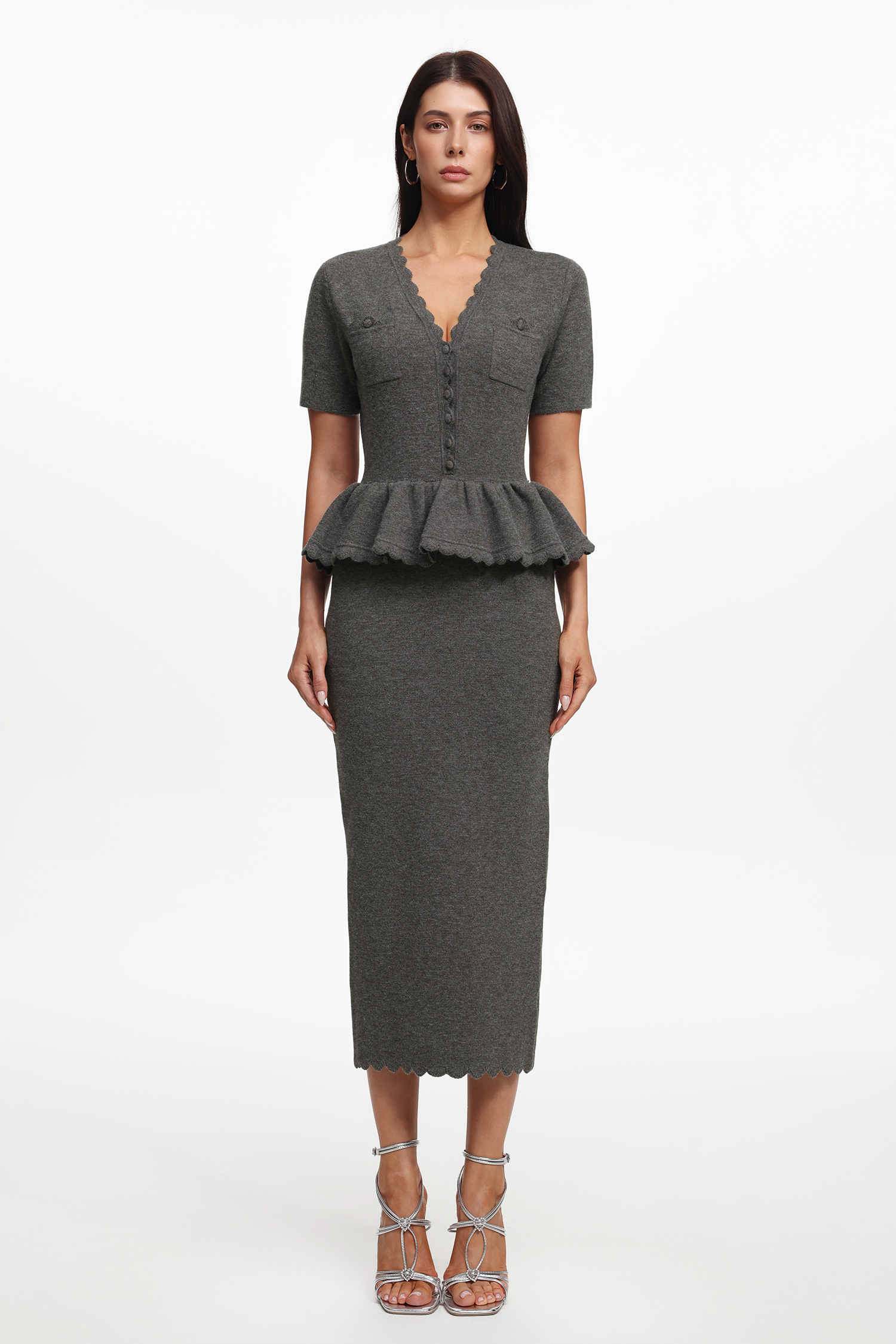 Hiata Elegant Contour V Neck Short Sleeve Ruffle Knit Maxi Dress