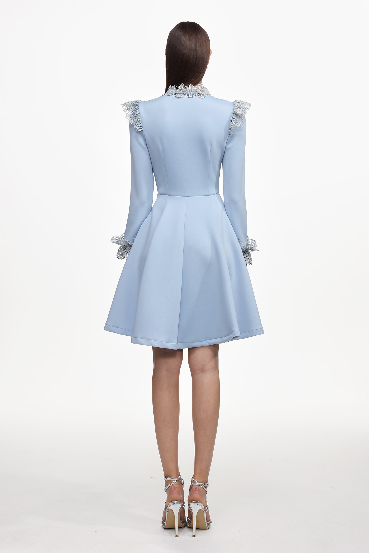 Yurio Resort Flowy Long Sleeve Pearl Ruffle Lace Woven Mini Dress