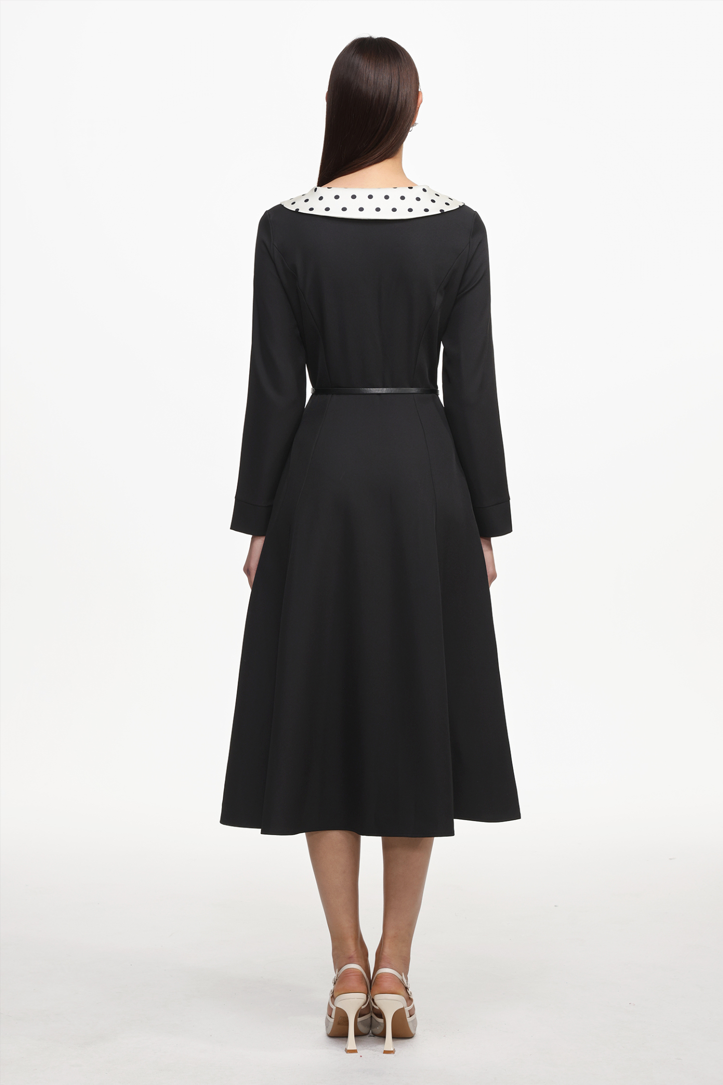 Tikia Vintage Contour Long Sleeve Knit Maxi Dress