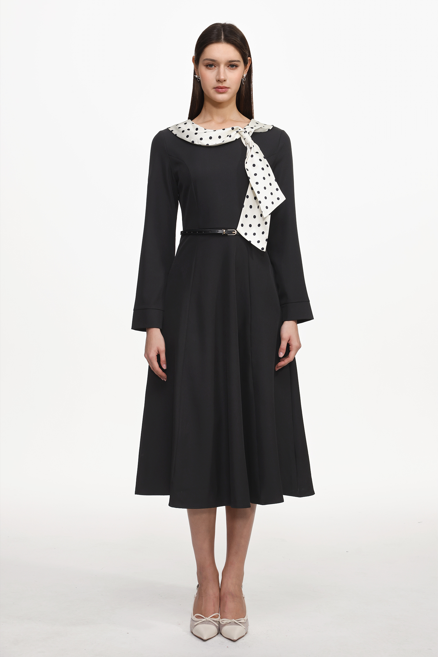 Tikia Vintage Contour Long Sleeve Knit Maxi Dress