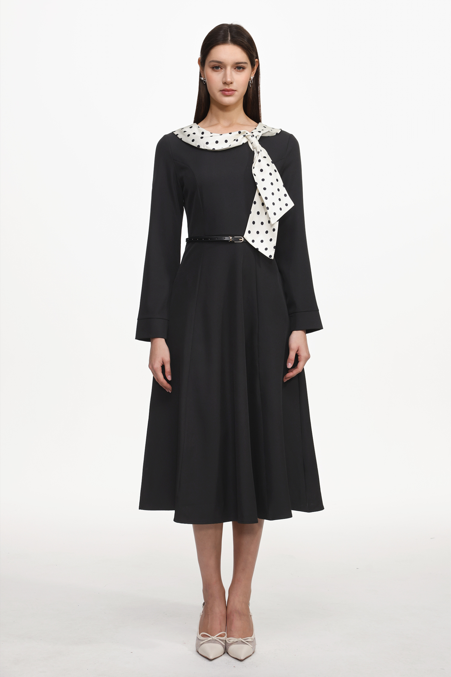 Tikia Vintage Contour Long Sleeve Knit Maxi Dress