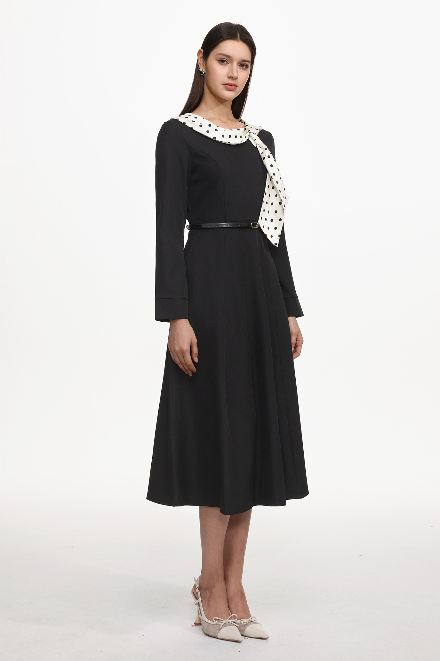 Tikia Vintage Contour Long Sleeve Knit Maxi Dress