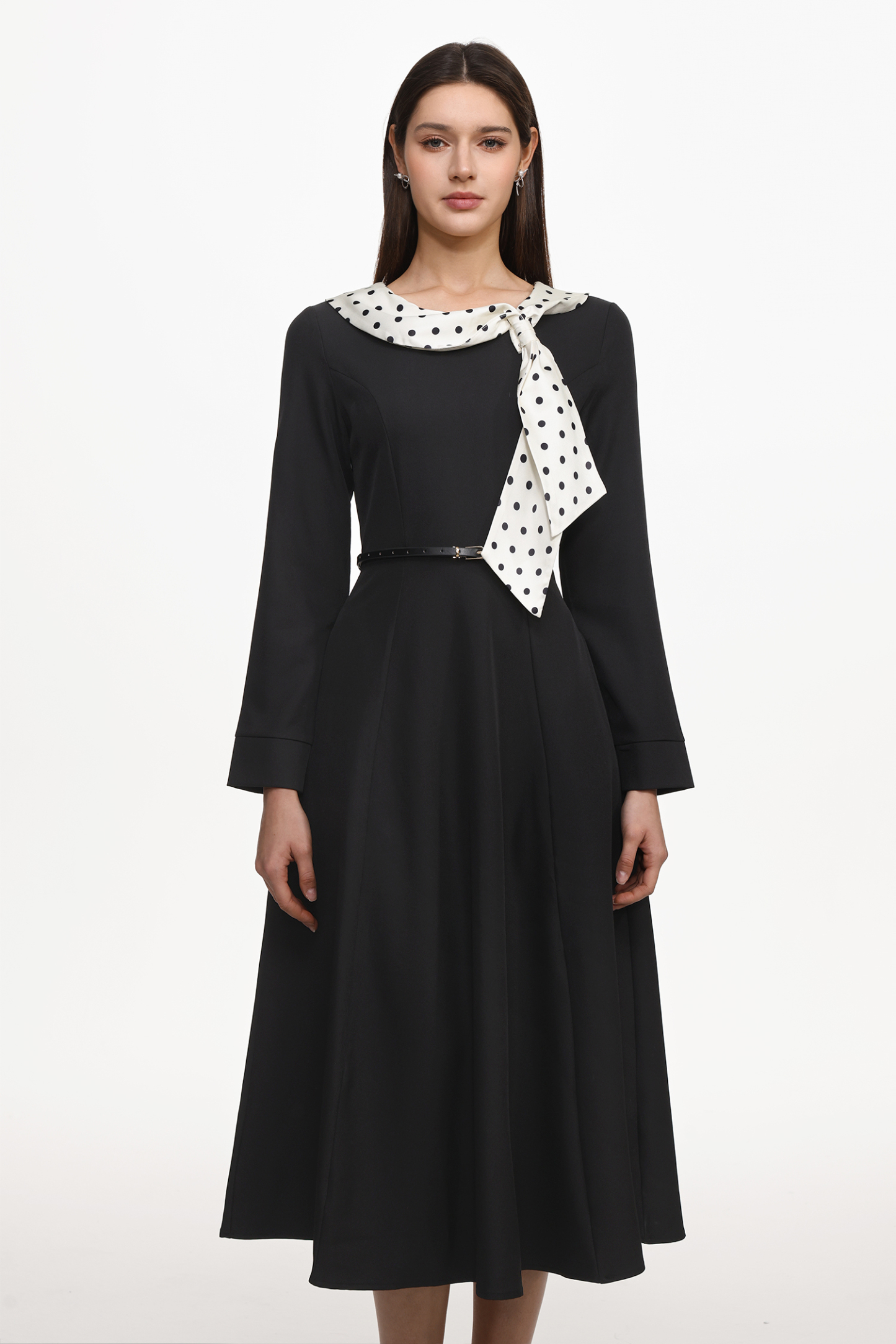 Tikia Vintage Contour Long Sleeve Knit Maxi Dress