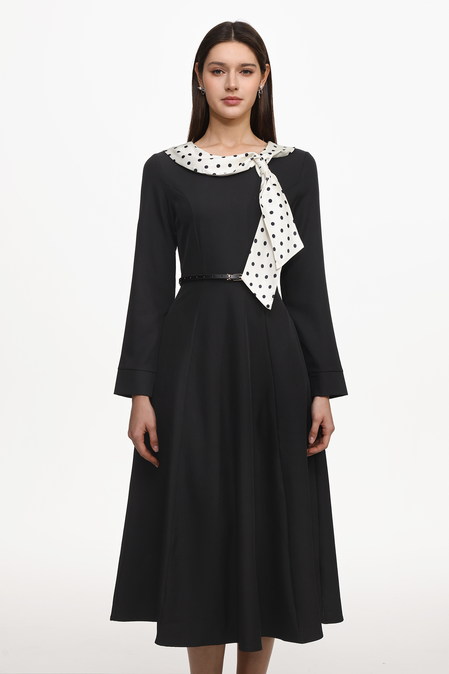 Tikia Vintage Contour Long Sleeve Knit Maxi Dress