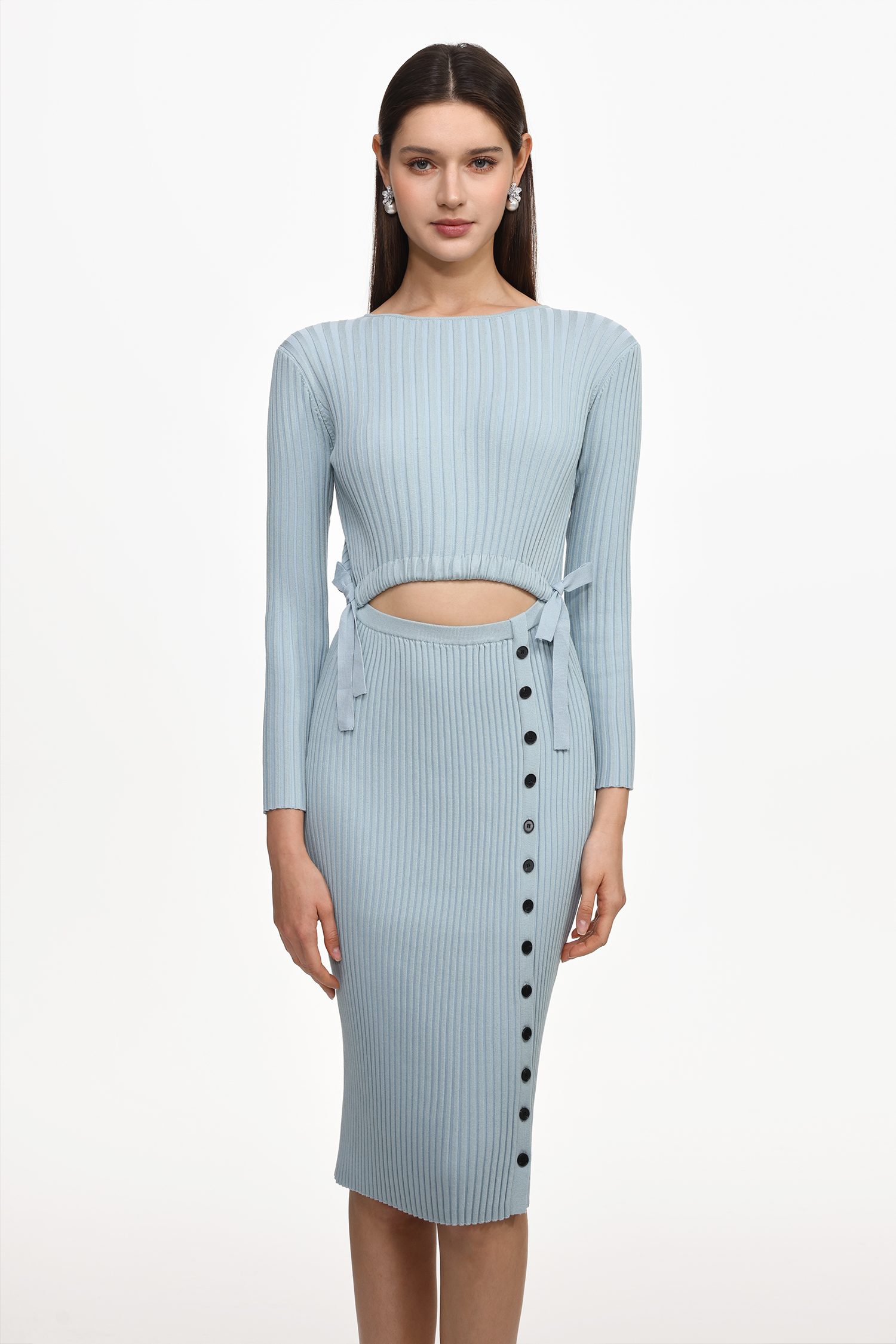 Viomo Chic Contour Round Neck Long Sleeve Buttoned Knit Midi Dress