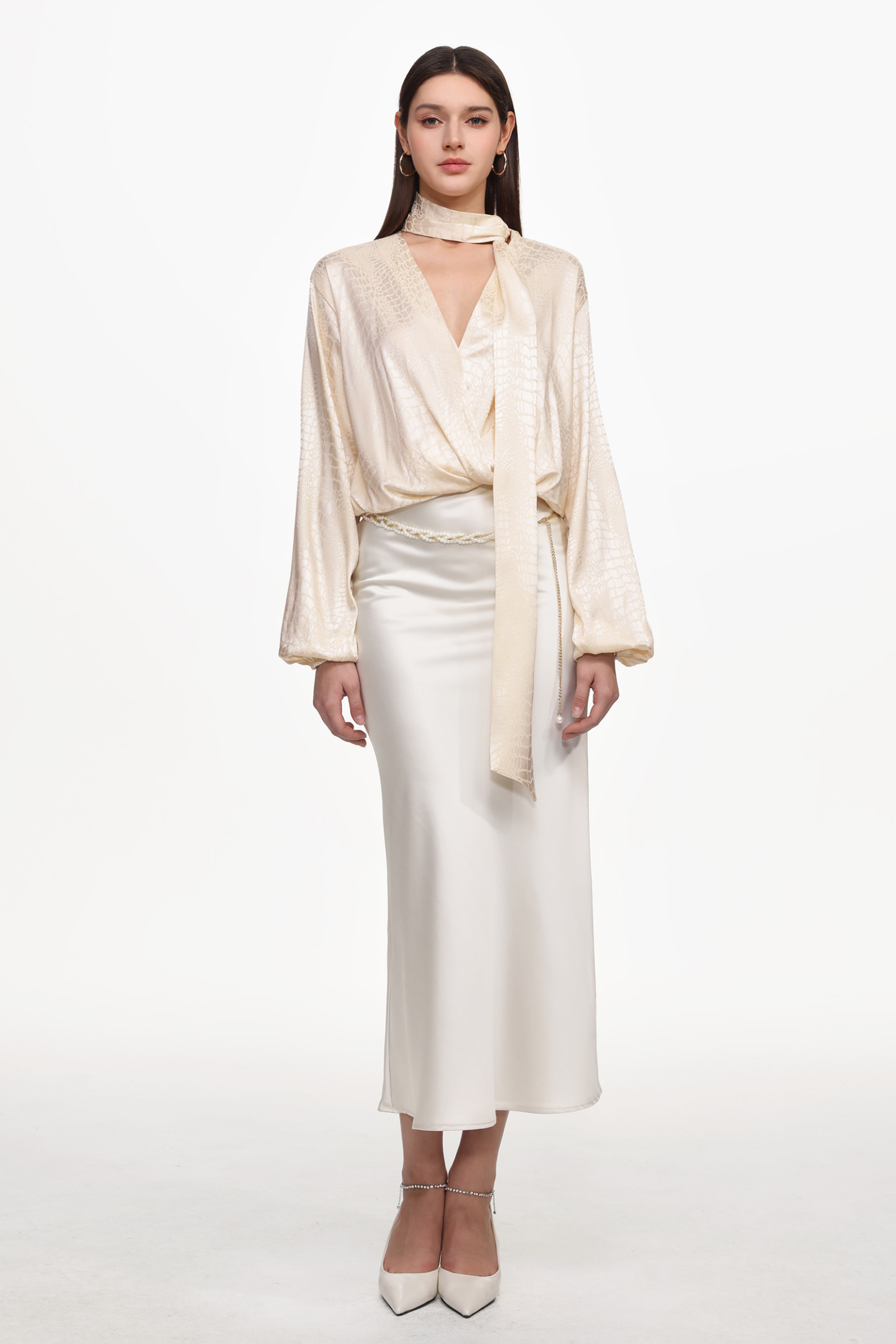 Vivi Elegant Top And Belt Set