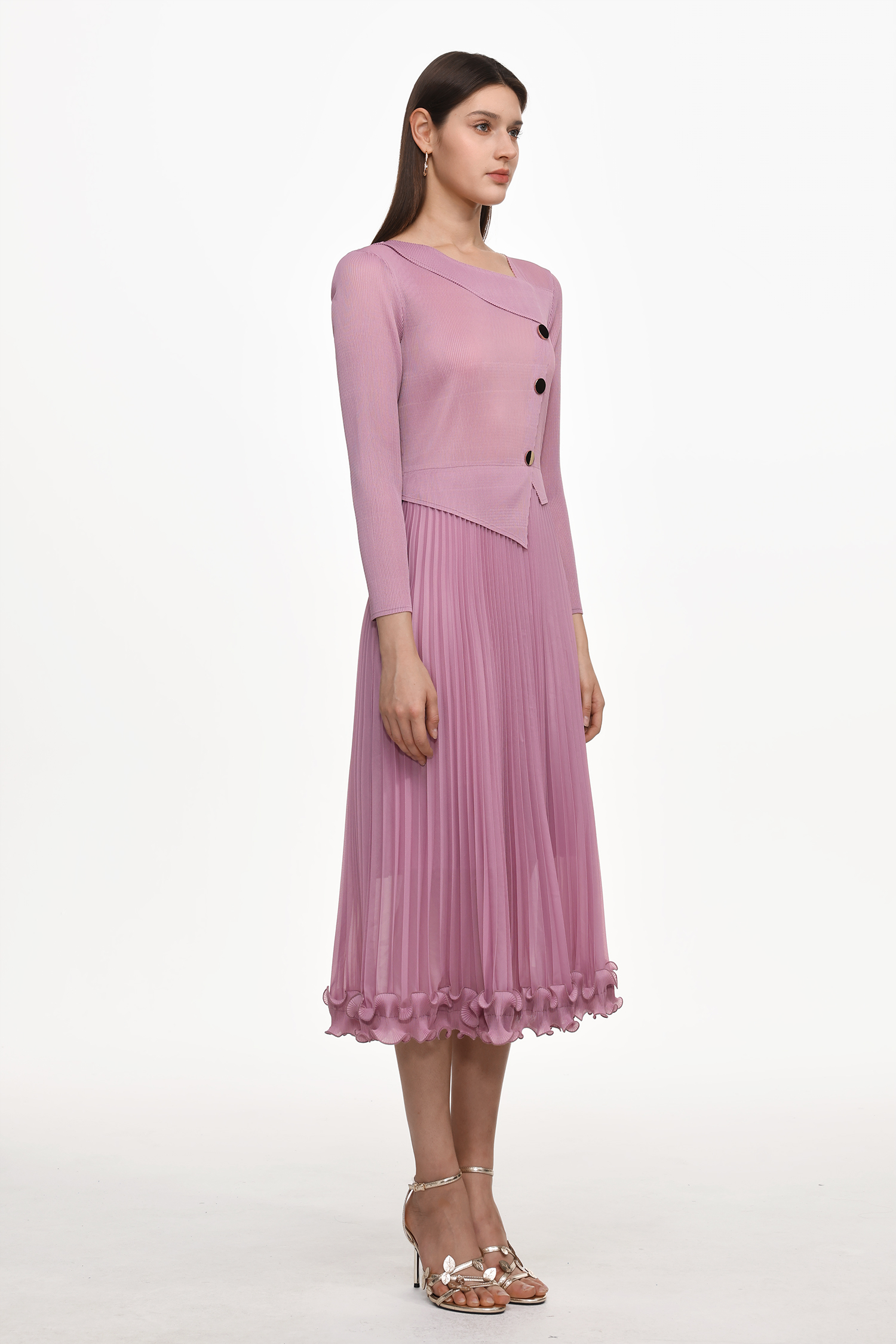 Lalie Resort Flowy Long Sleeve Ruffle Pleated Knit Maxi Dress