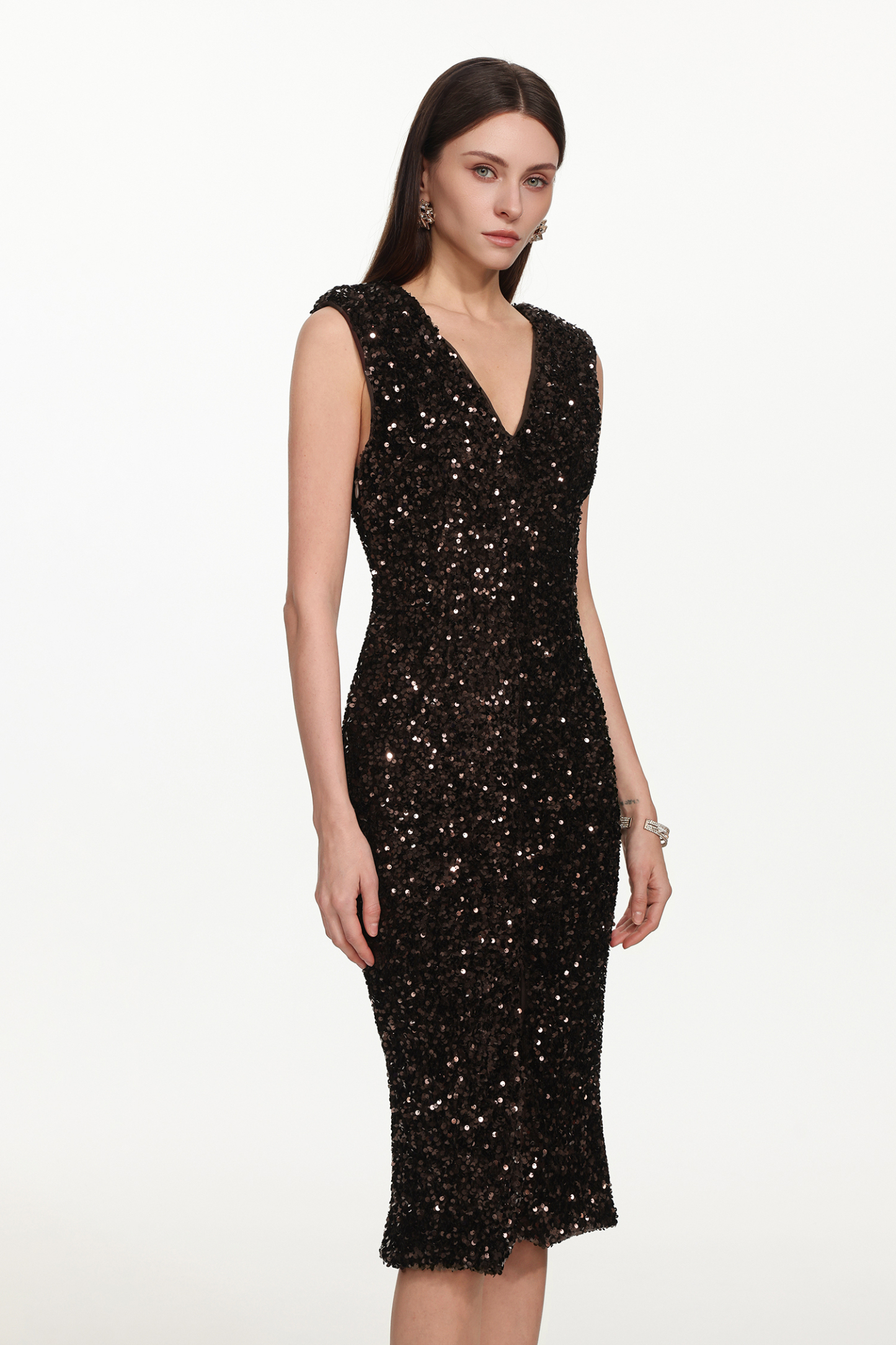 Viney Glamorous Contour V Neck Sleeveless Sequin Midi Dress