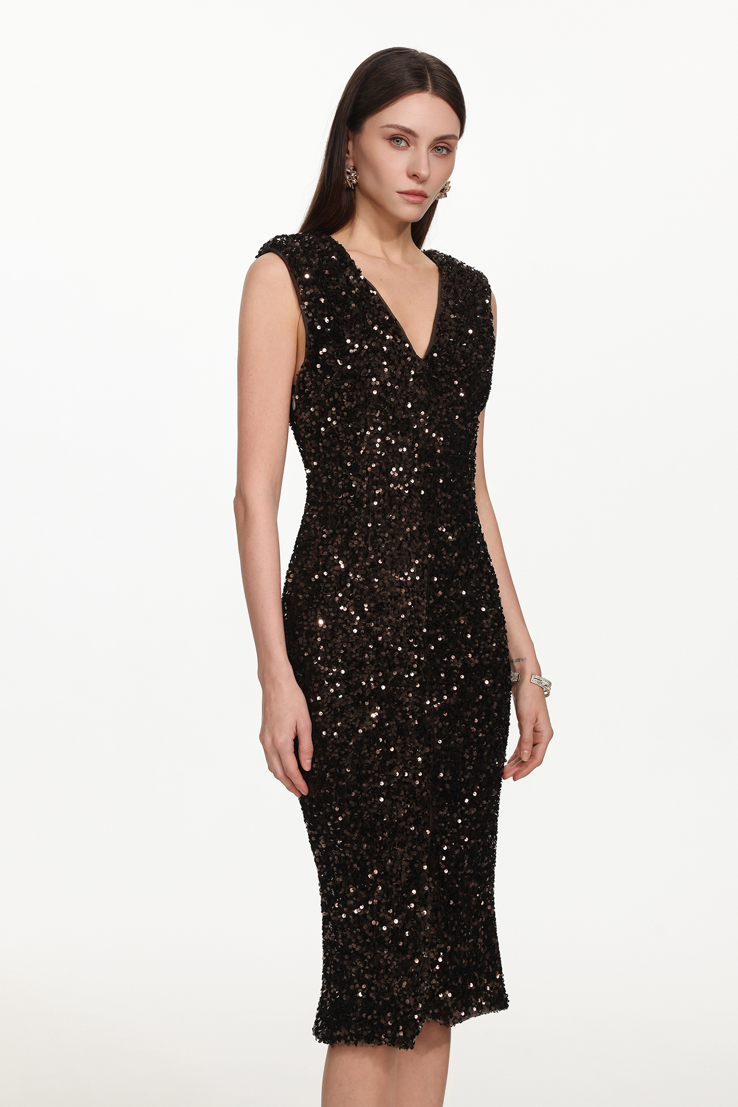 Viney Glamorous Contour V Neck Sleeveless Sequin Midi Dress