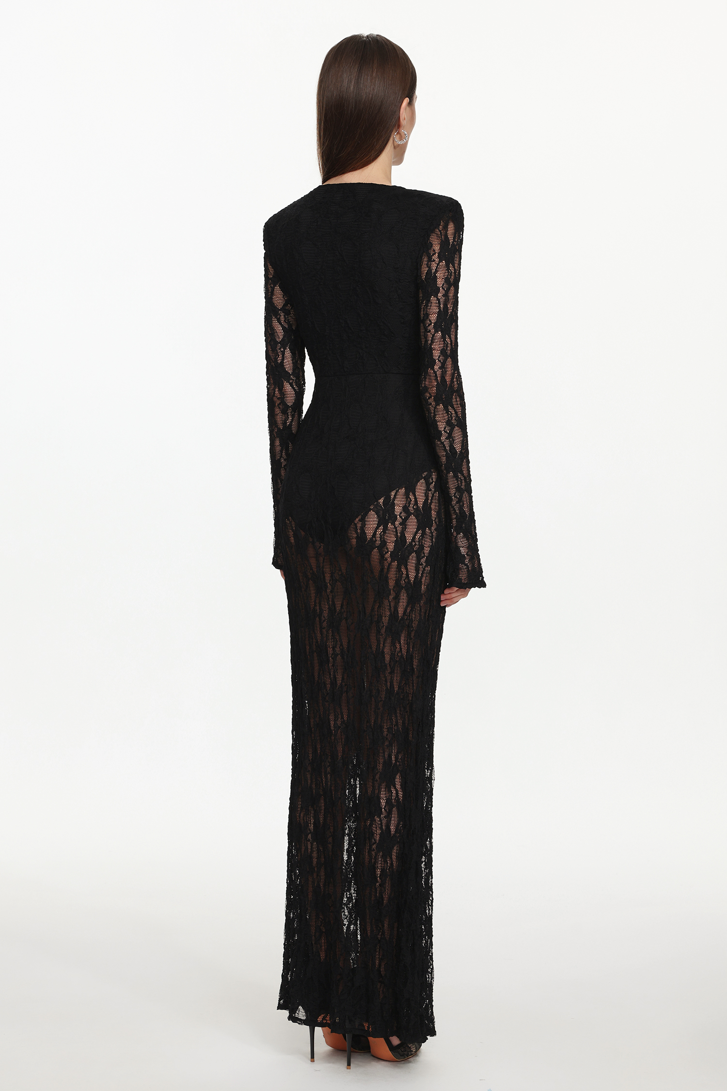 Xanty Chic Contour Deep V Long Sleeve Lace Maxi Dress