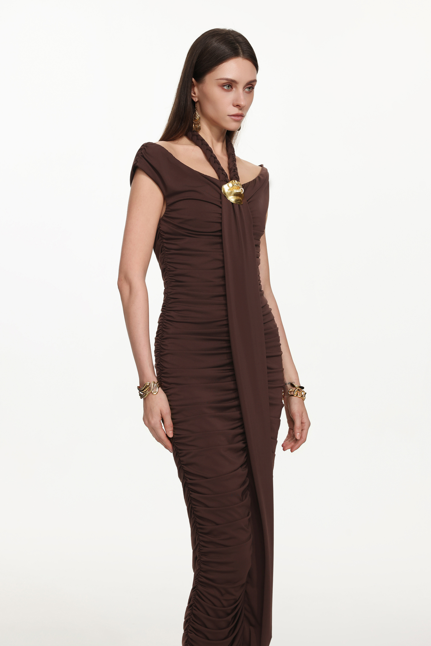 Devere Elegant Contour Sleeveless Ruched Knit Brown Maxi Dress