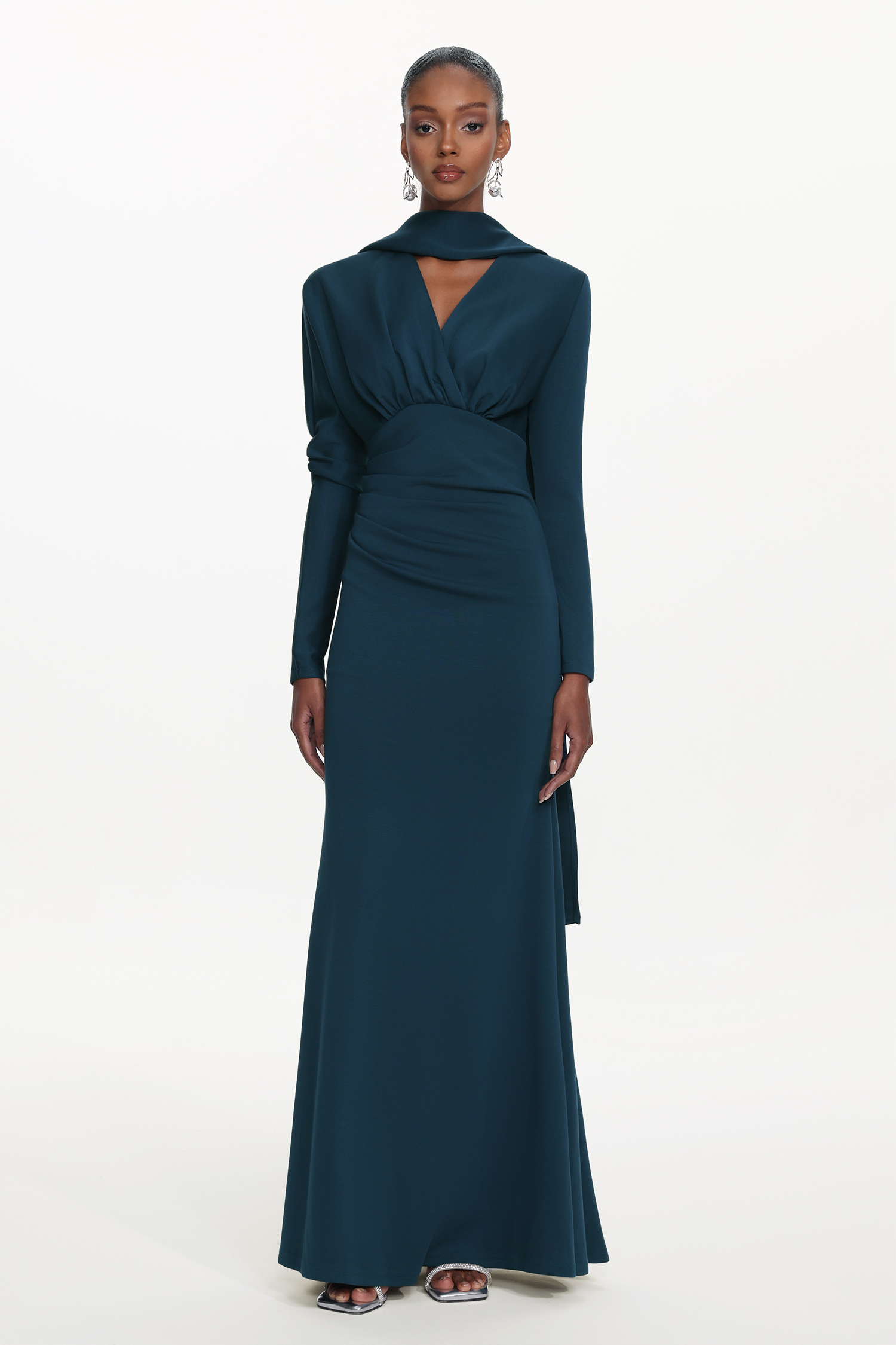 Susa Elegant Contour V Neck Long Sleeve Ruched Knit Maxi Dress
