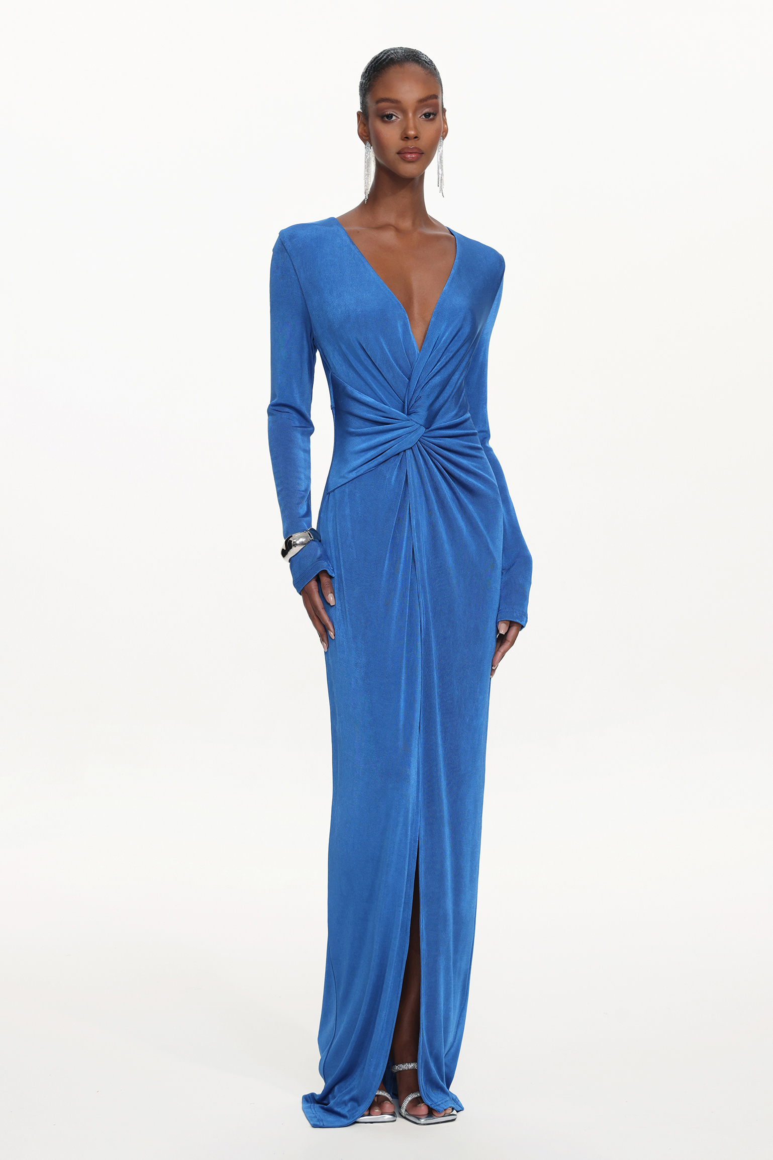 Varo Chic Contour V Neck Long Sleeve Knot Knit Maxi Dress