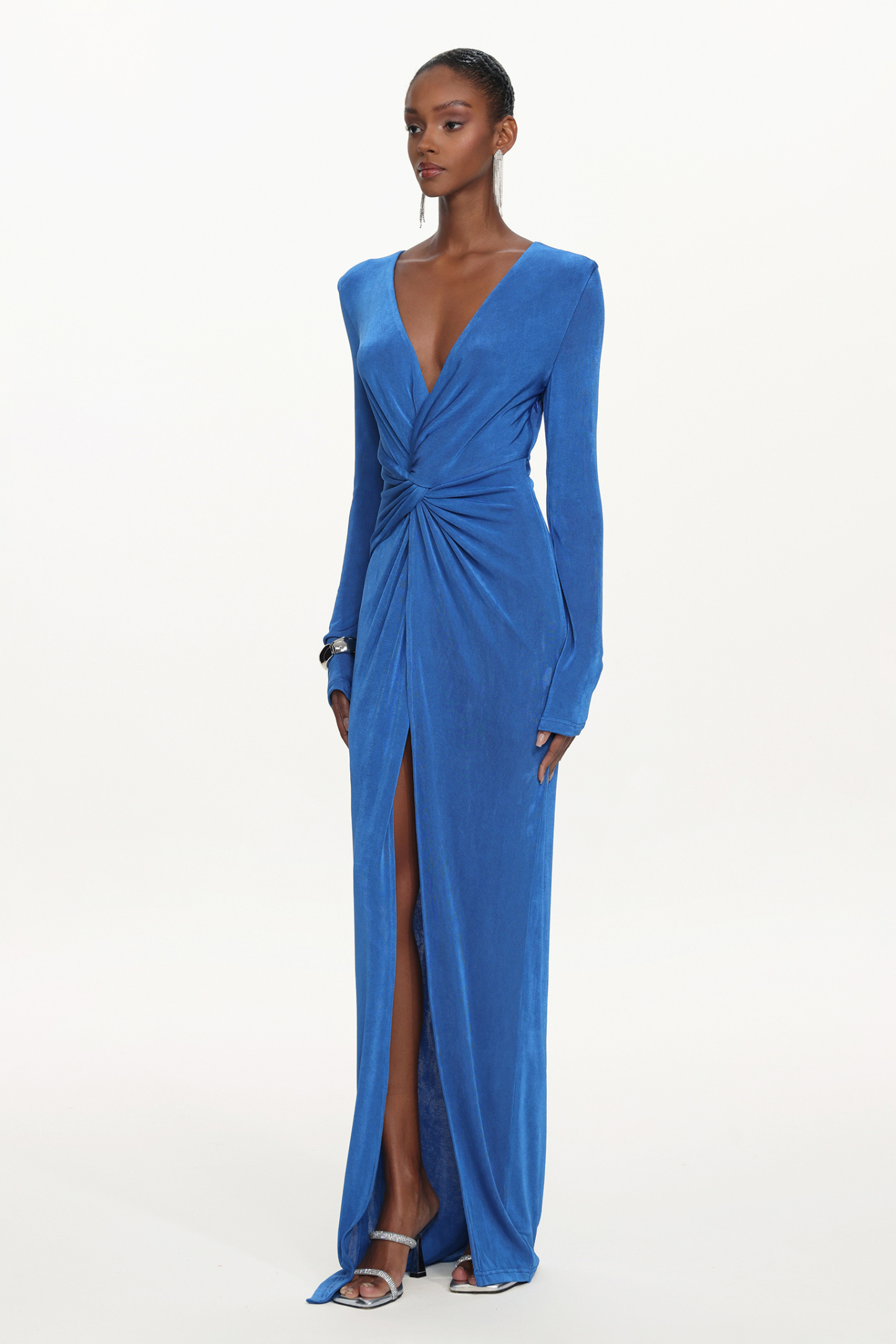 Varo Chic Contour V Neck Long Sleeve Knot Knit Maxi Dress