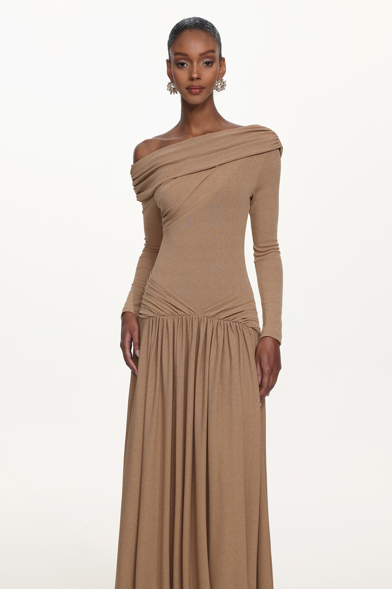 Lala Elegant Contour Off Shoulder Long Sleeve Ruched Knit Khaki Maxi Dress