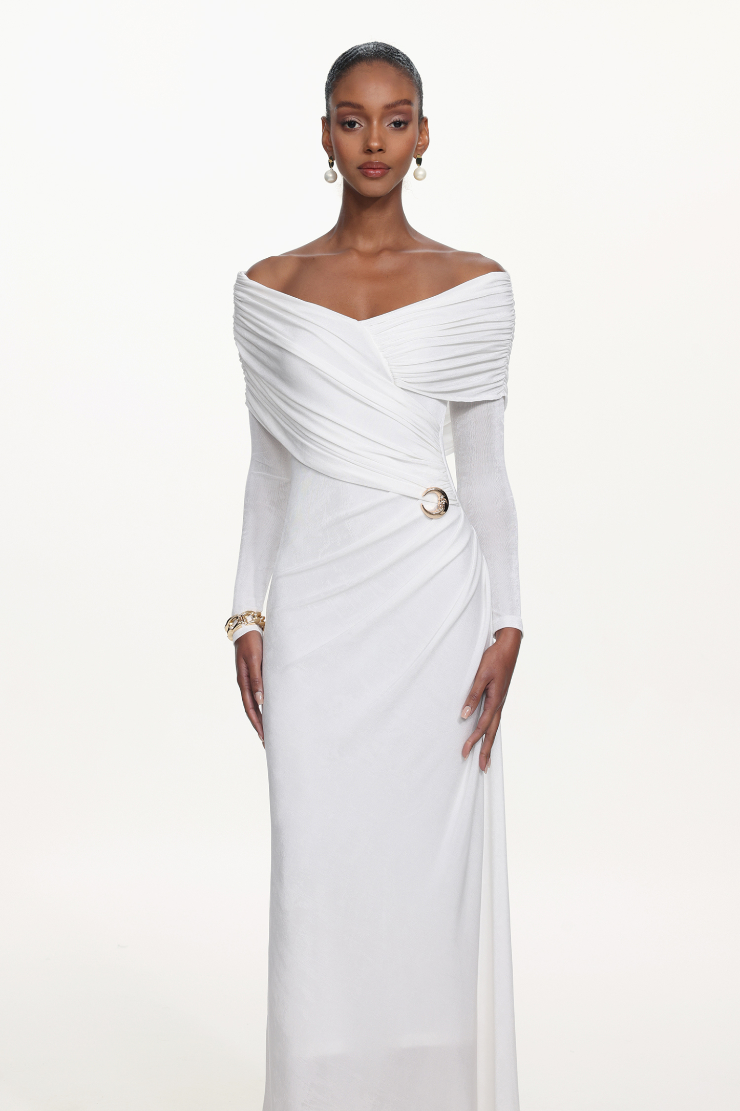 Mocano Romantic Contour V Neck Long Sleeve Asymmetric Ruched Knit White Maxi Dress