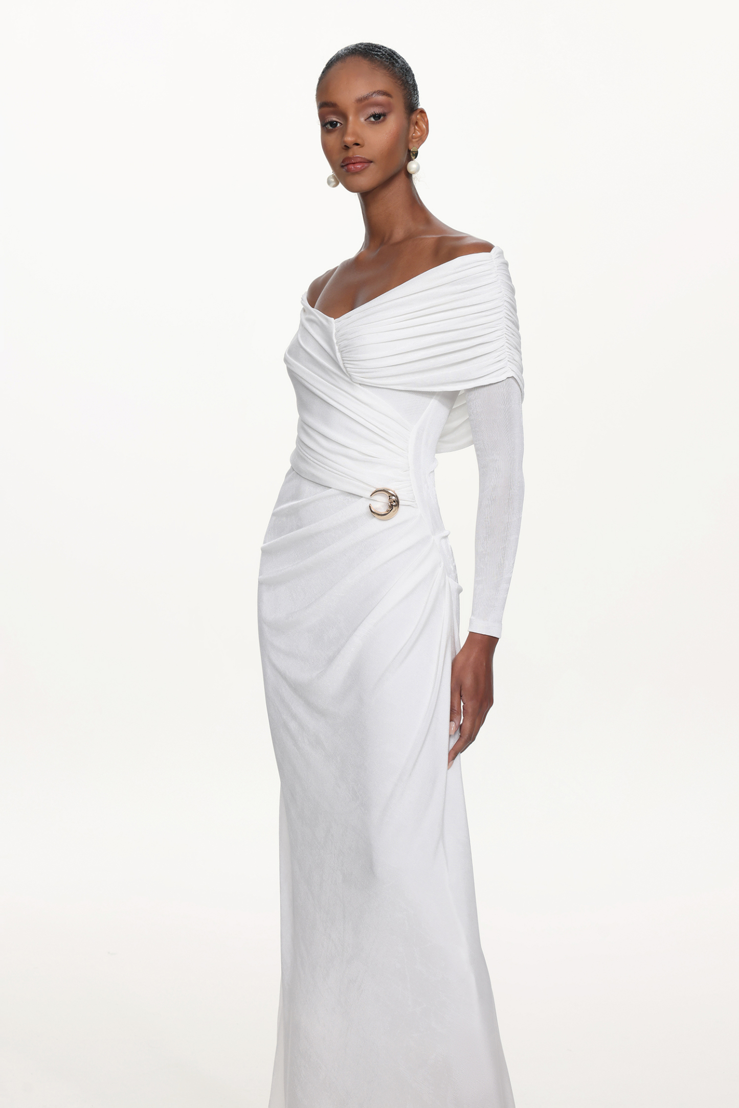 Mocano Romantic Contour V Neck Long Sleeve Asymmetric Ruched Knit White Maxi Dress