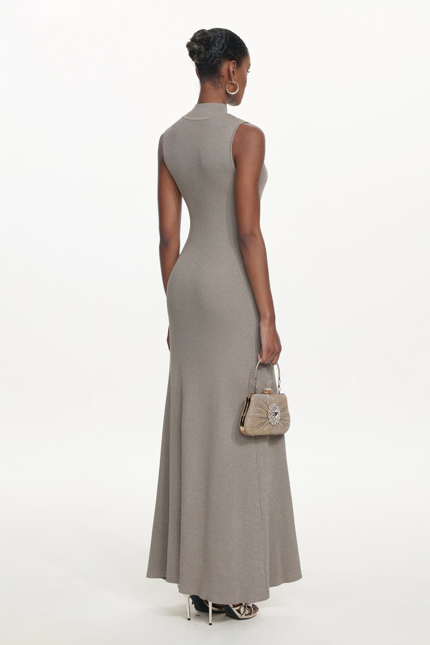 Uara Classic Contour Sleeveless Buttoned Cut Out Knit Maxi Dress