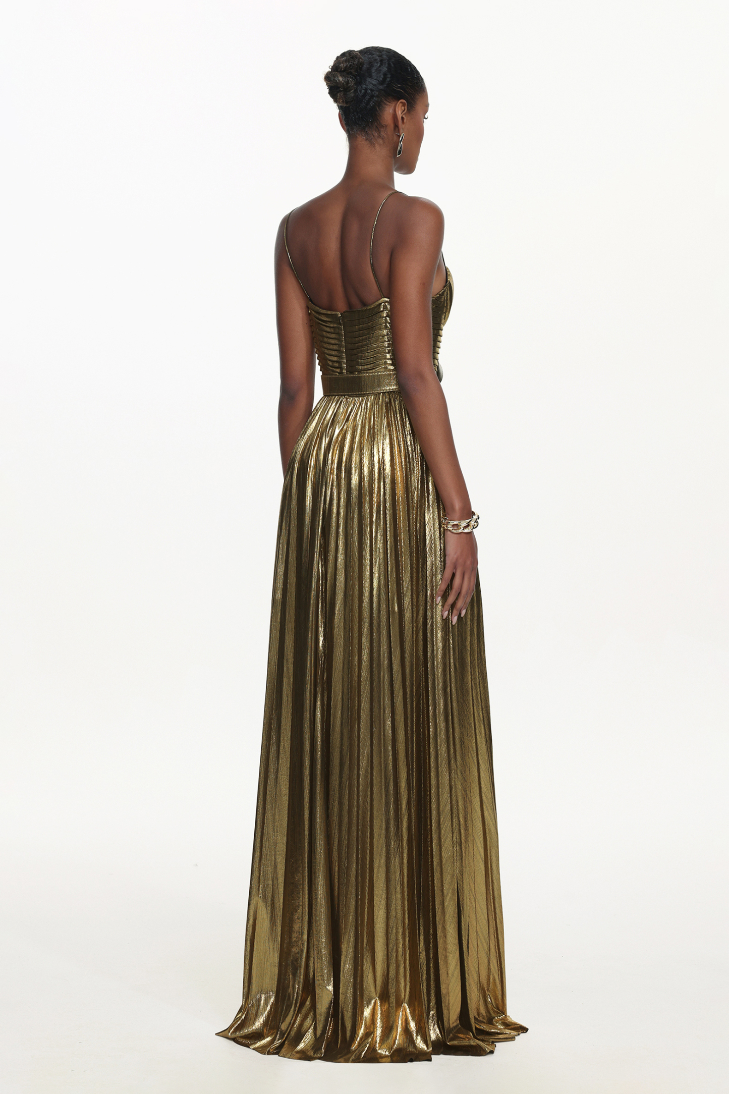 Venia Glamorous Contour Sleeveless Pleated Metallic Maxi Dress