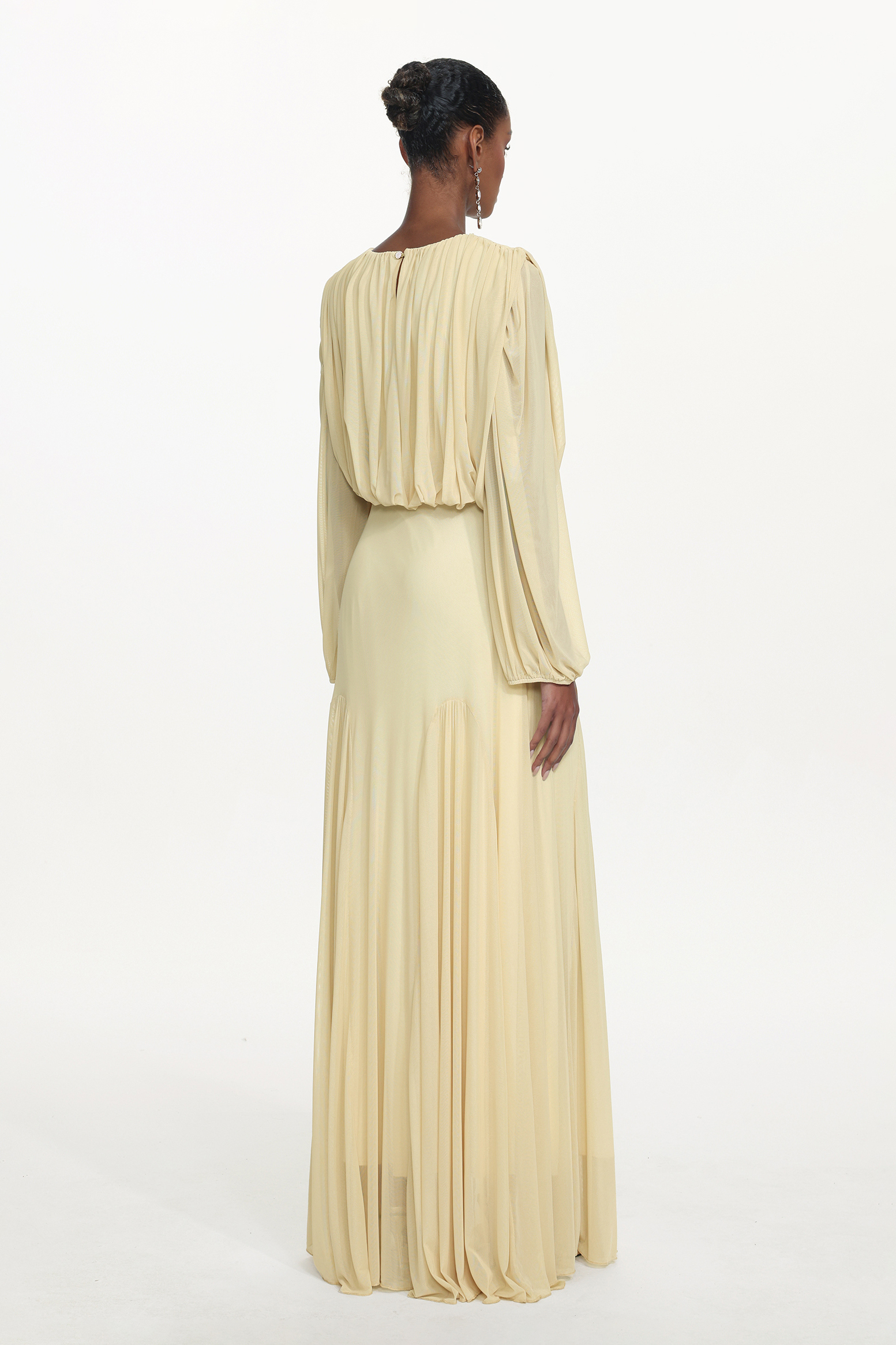 Zico Elegant Flowy Long Sleeve Ruched Knit Maxi Dress