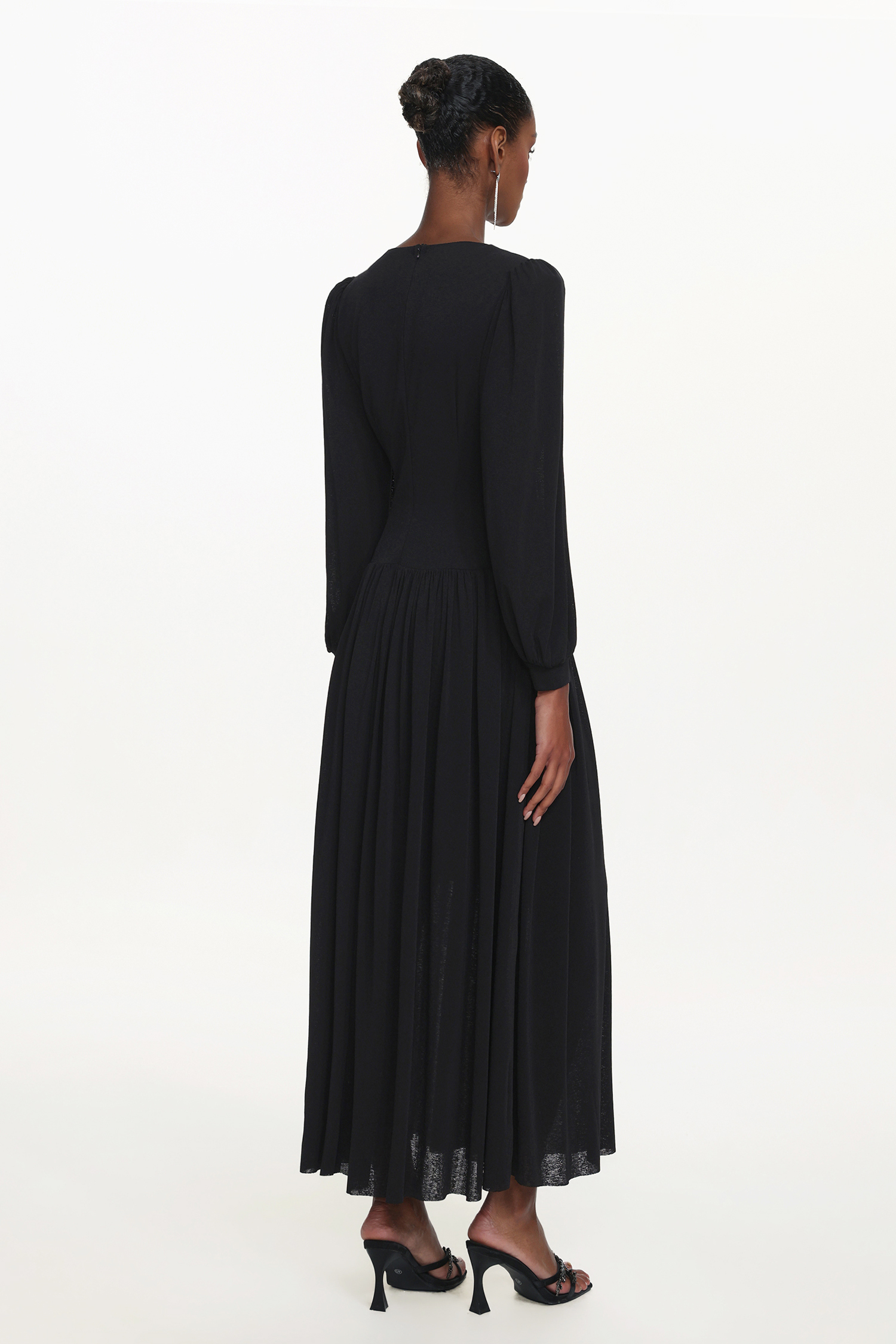 Liaco Elegant Contour V Neck Long Sleeve Ruched Lace Knit Black Maxi Dress