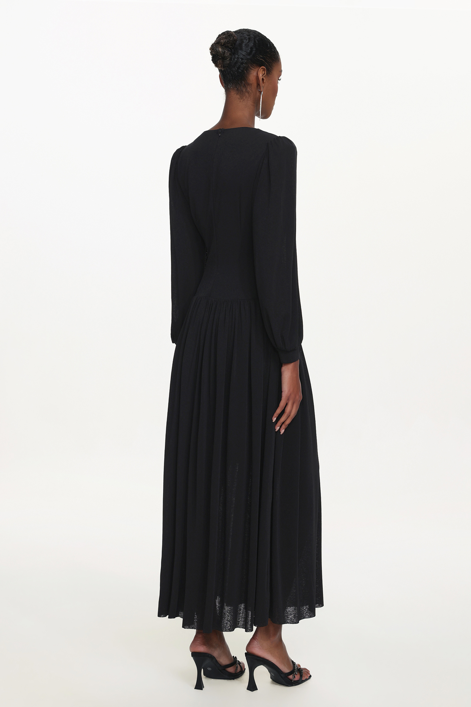 Liaco Elegant Contour V Neck Long Sleeve Ruched Lace Knit Black Maxi Dress