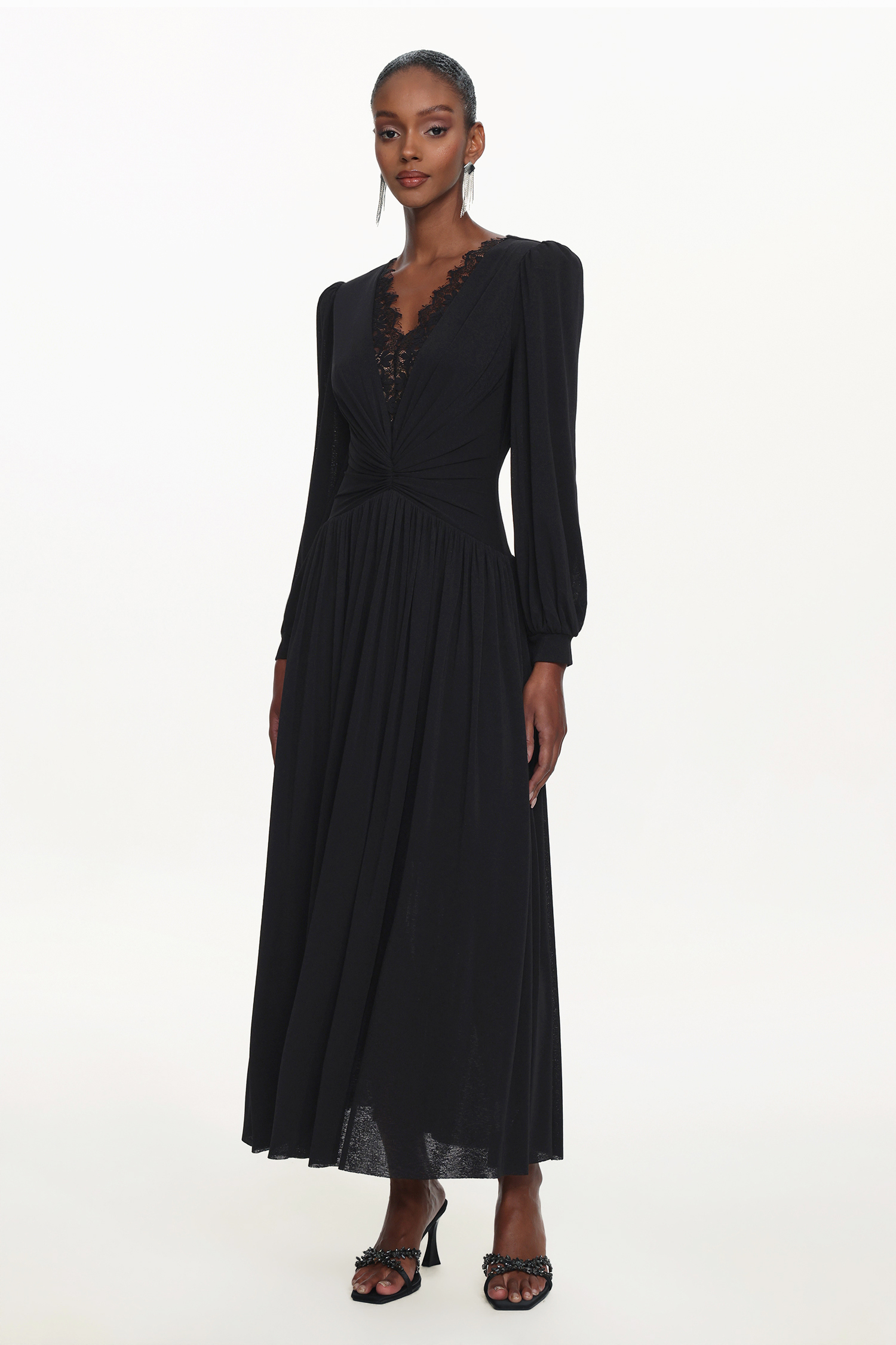 Liaco Elegant Contour V Neck Long Sleeve Ruched Lace Knit Black Maxi Dress