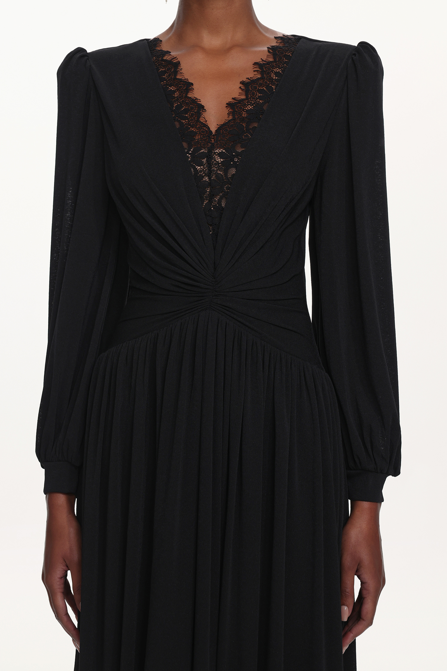 Liaco Elegant Contour V Neck Long Sleeve Ruched Lace Knit Black Maxi Dress