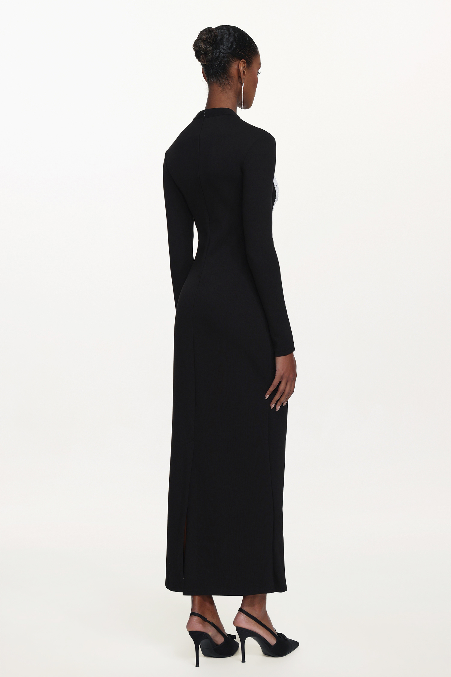 Laila Elegant Contour Long Sleeve Lace Panel Pleated Maxi Dress