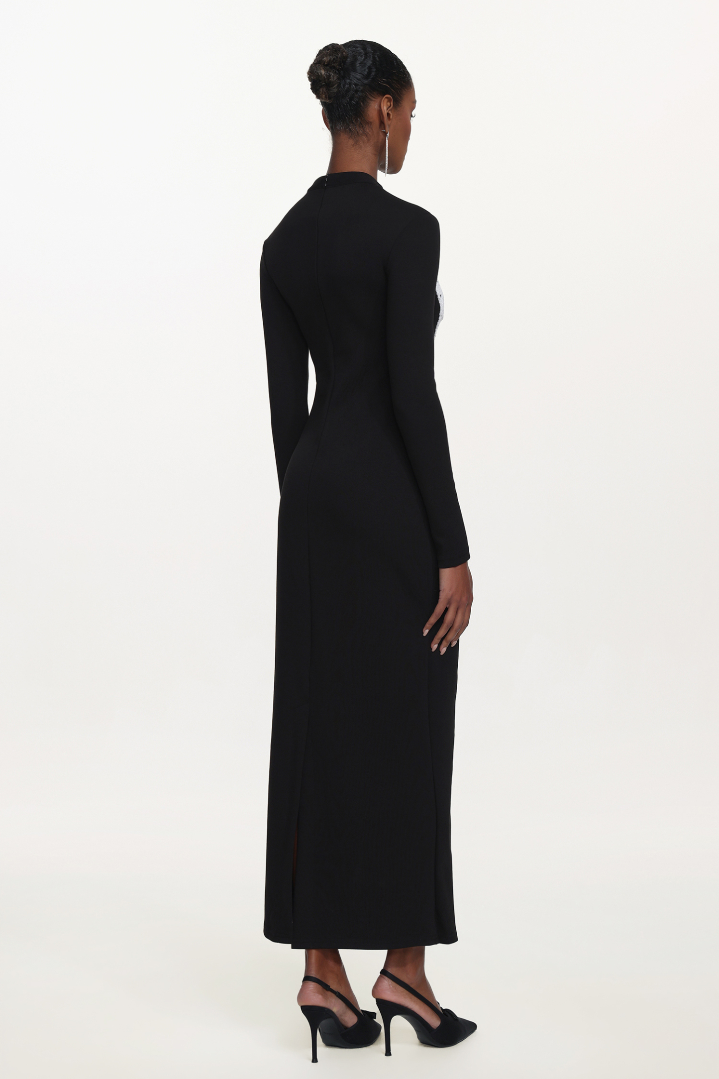 Laila Elegant Contour Long Sleeve Lace Panel Pleated Maxi Dress