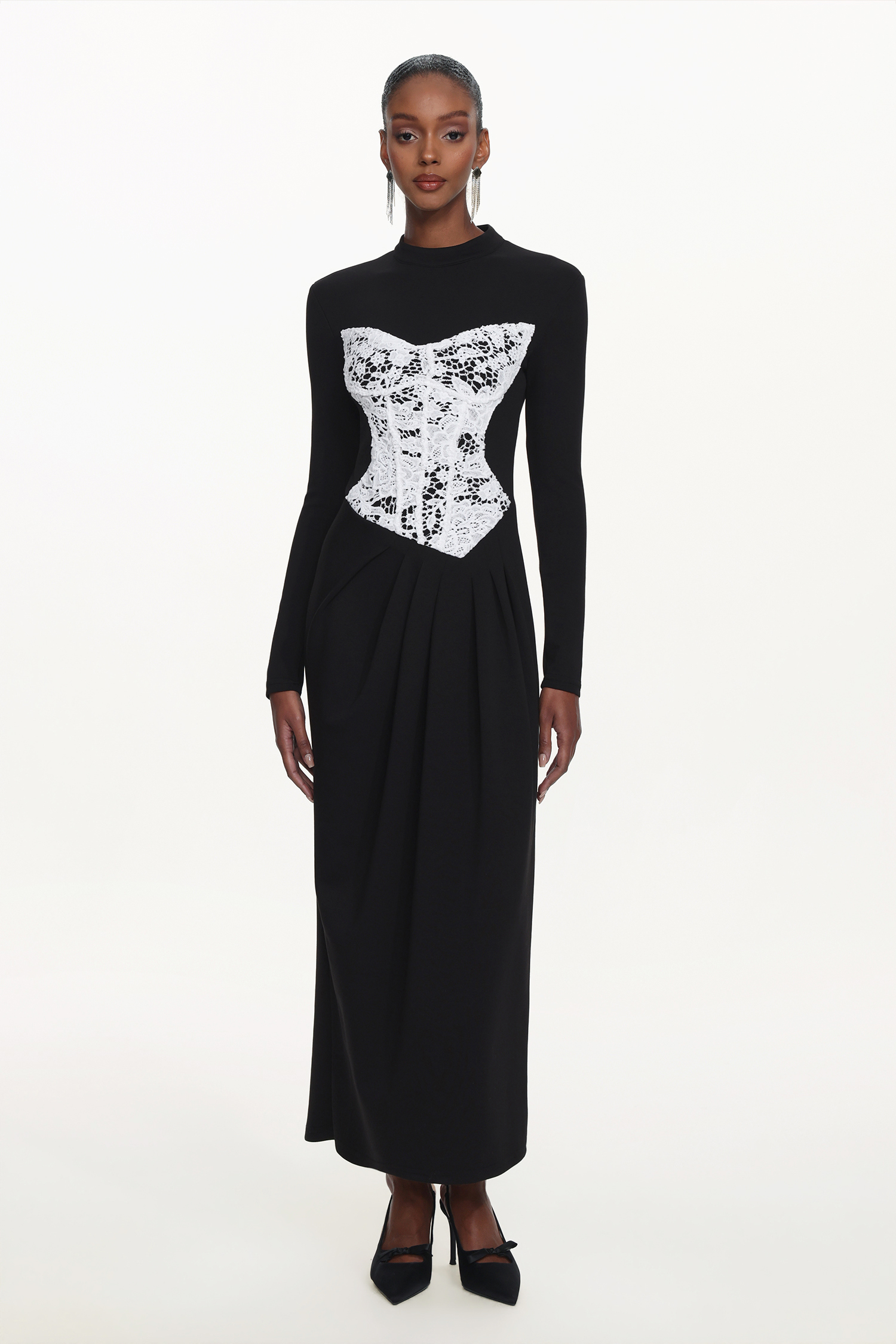 Laila Elegant Contour Long Sleeve Lace Panel Pleated Maxi Dress