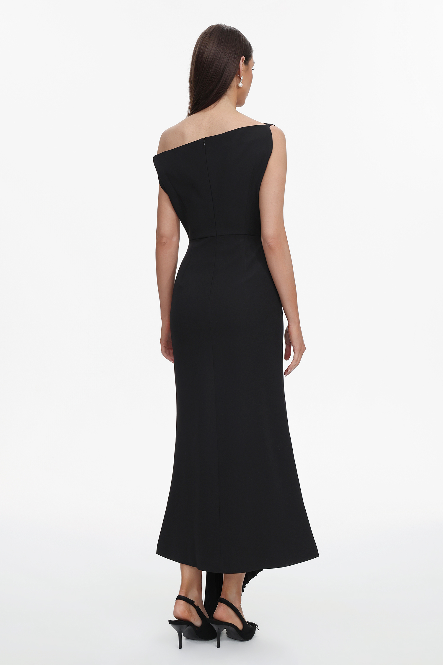 Juny Oblique Shoulder Sleeveless Folds Midi Dress