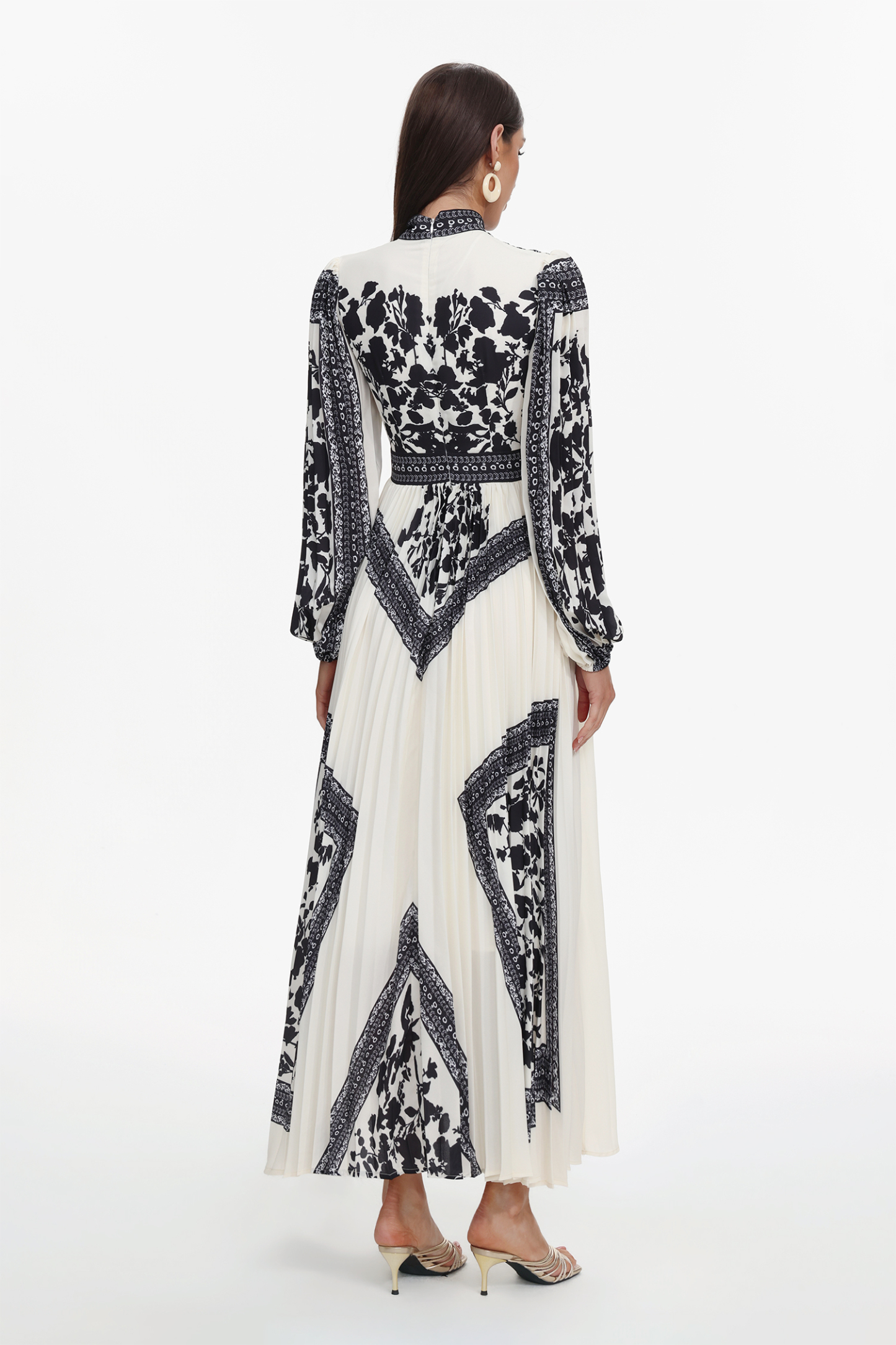 Sahara Resort Flowy Pleated Long Sleeve Printed Chiffon Black Maxi Dress