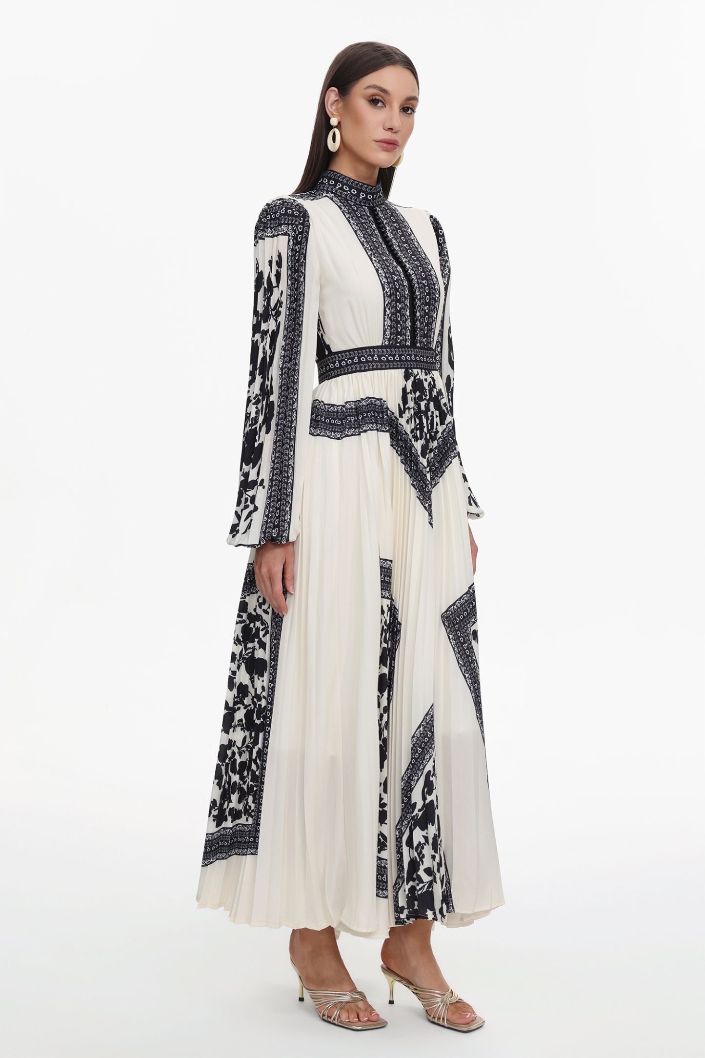 Sahara Resort Flowy Pleated Long Sleeve Printed Chiffon Black Maxi Dress