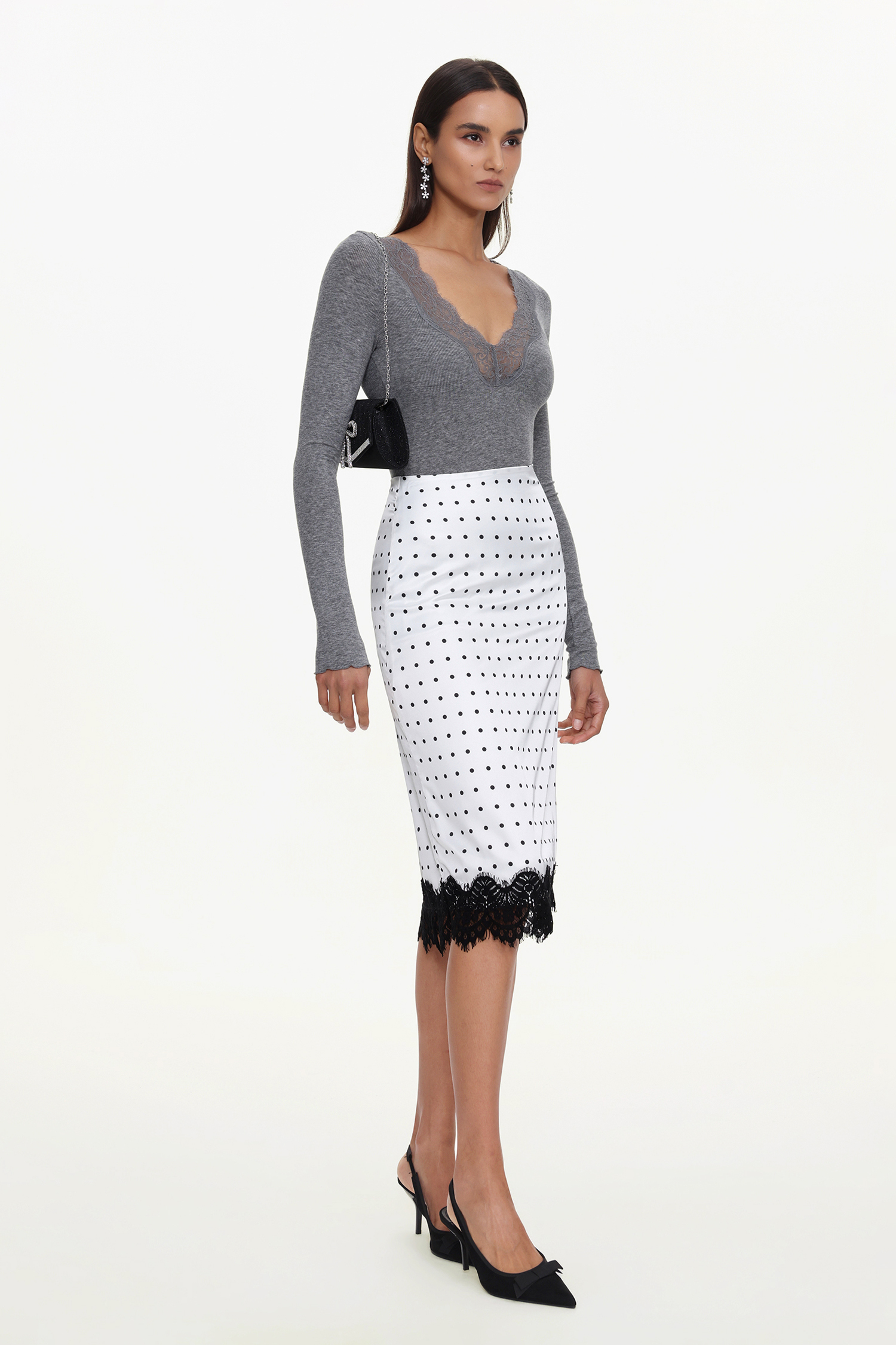 Uniko Elegant Contour Top And Skirt Set