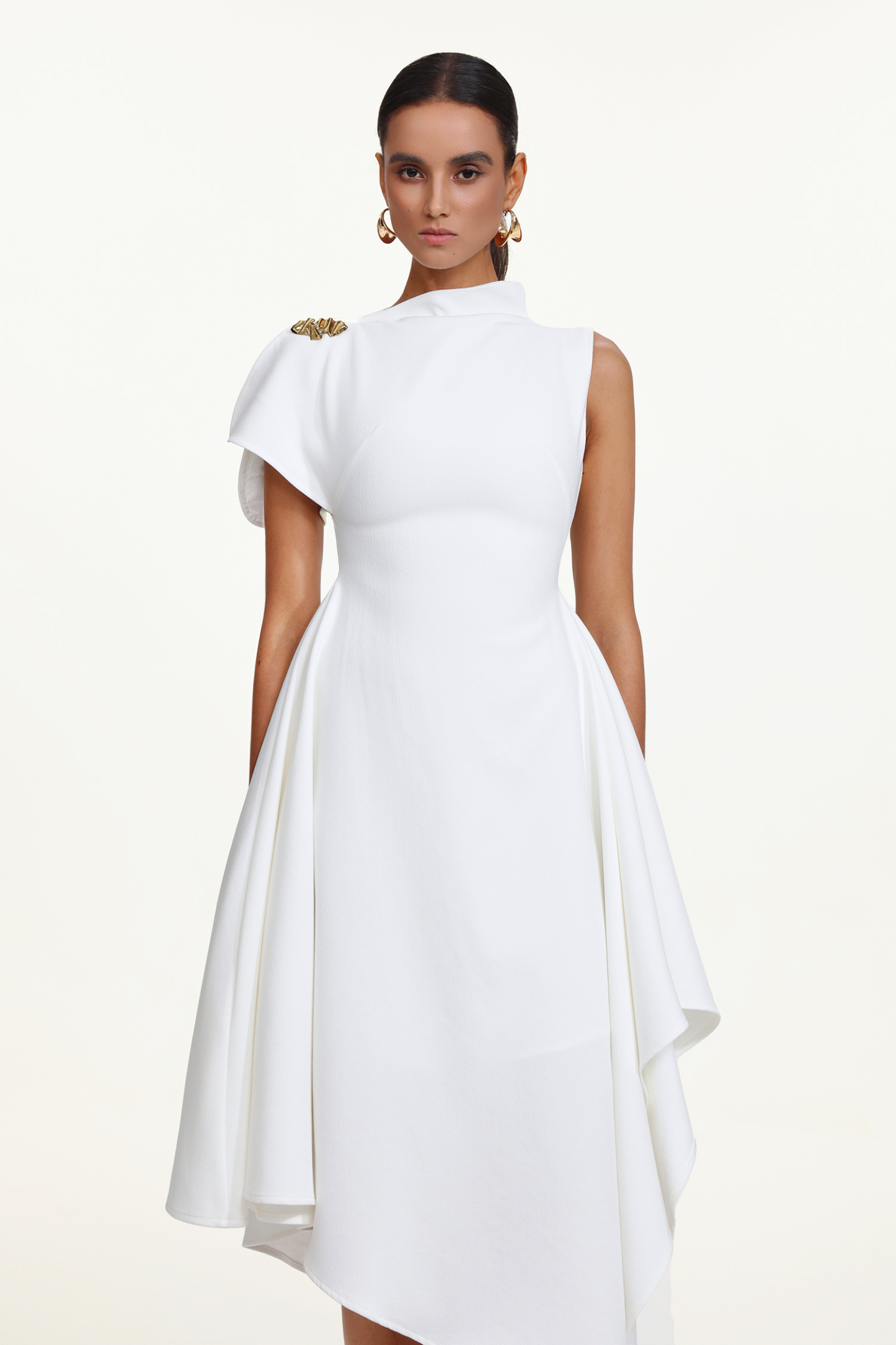 Weren Elegant Contour High Neck Asymmetric Maxi Dress